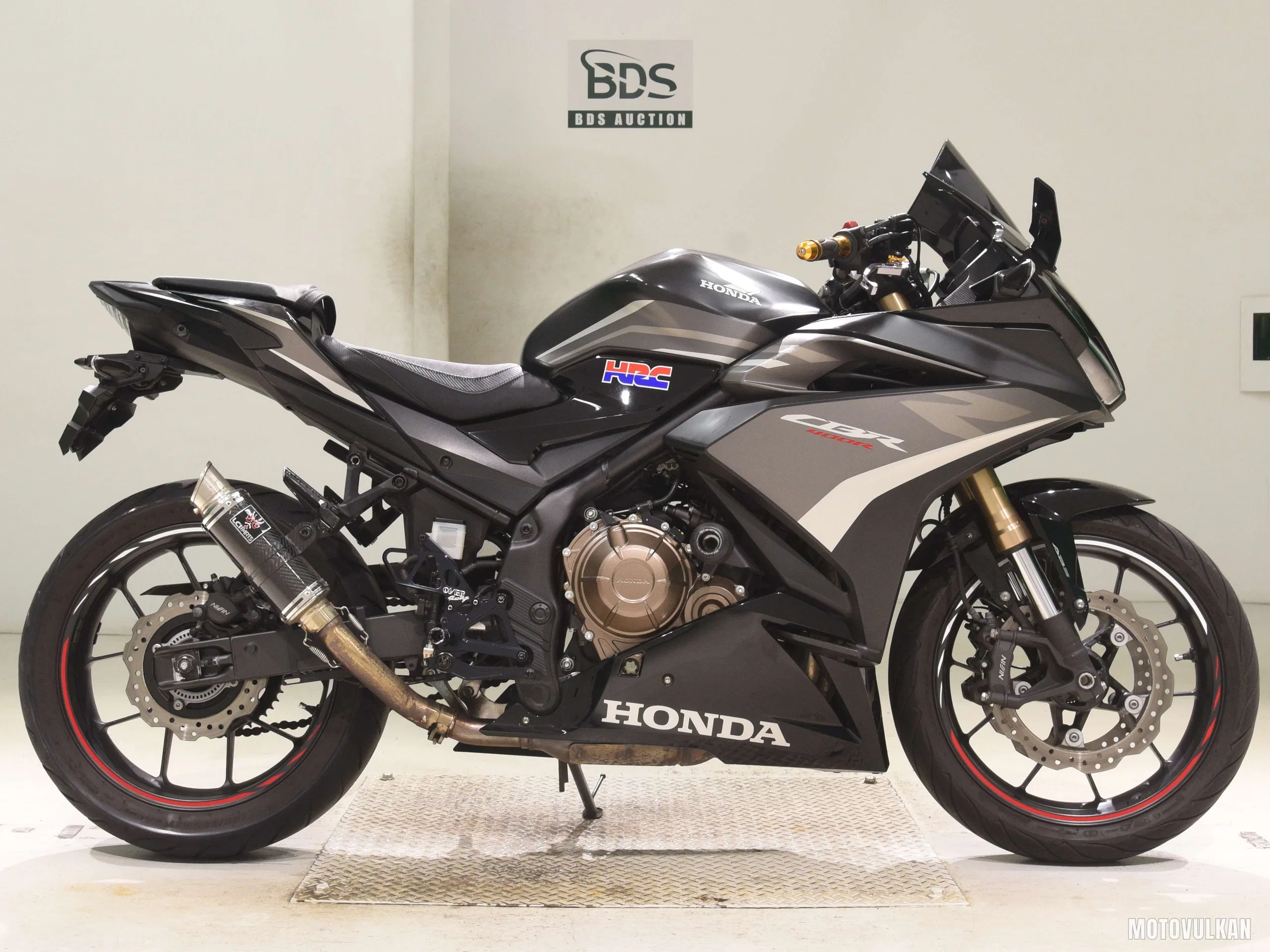 Honda CBR400R-2