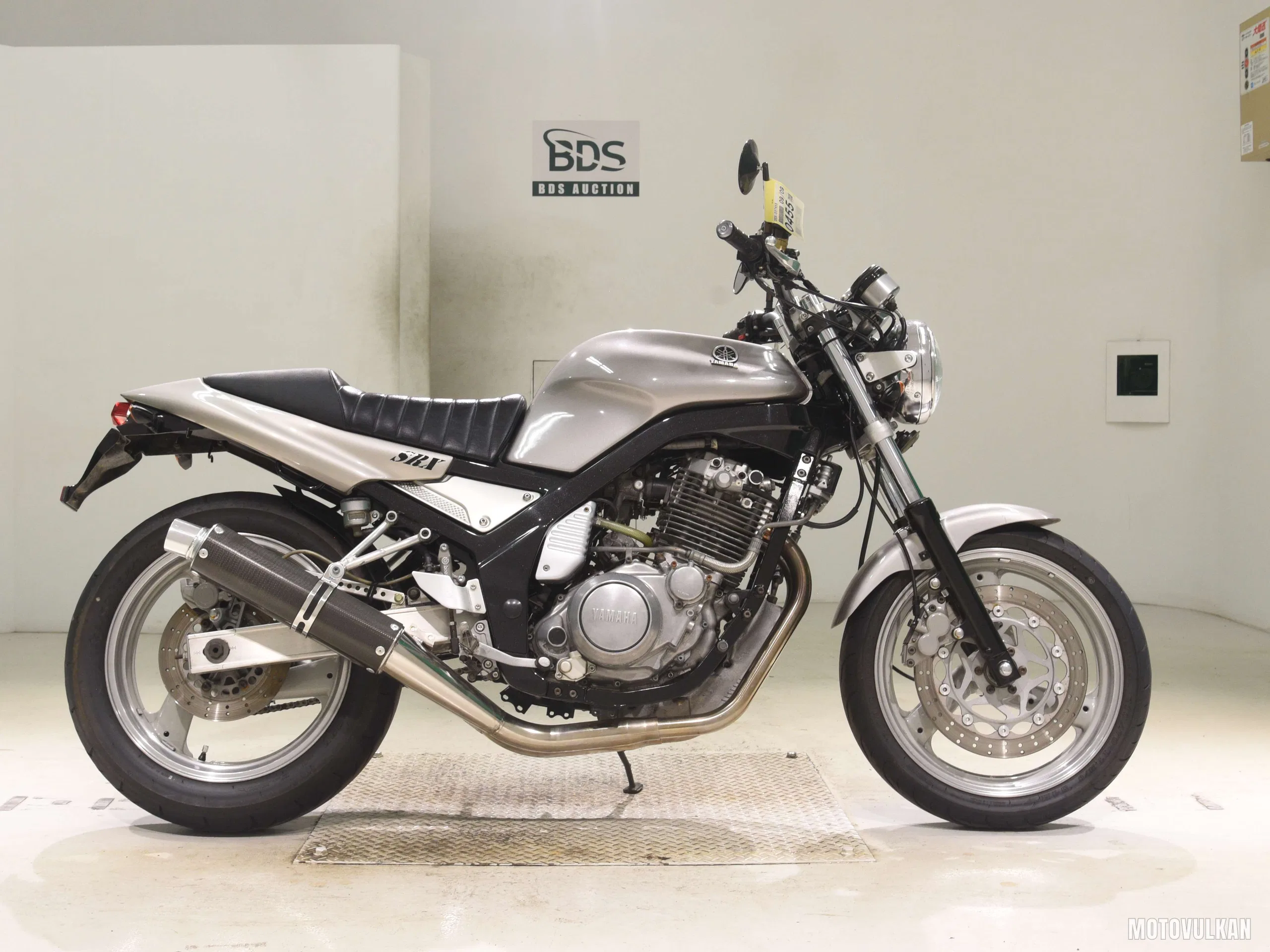 Yamaha SRX600-4
