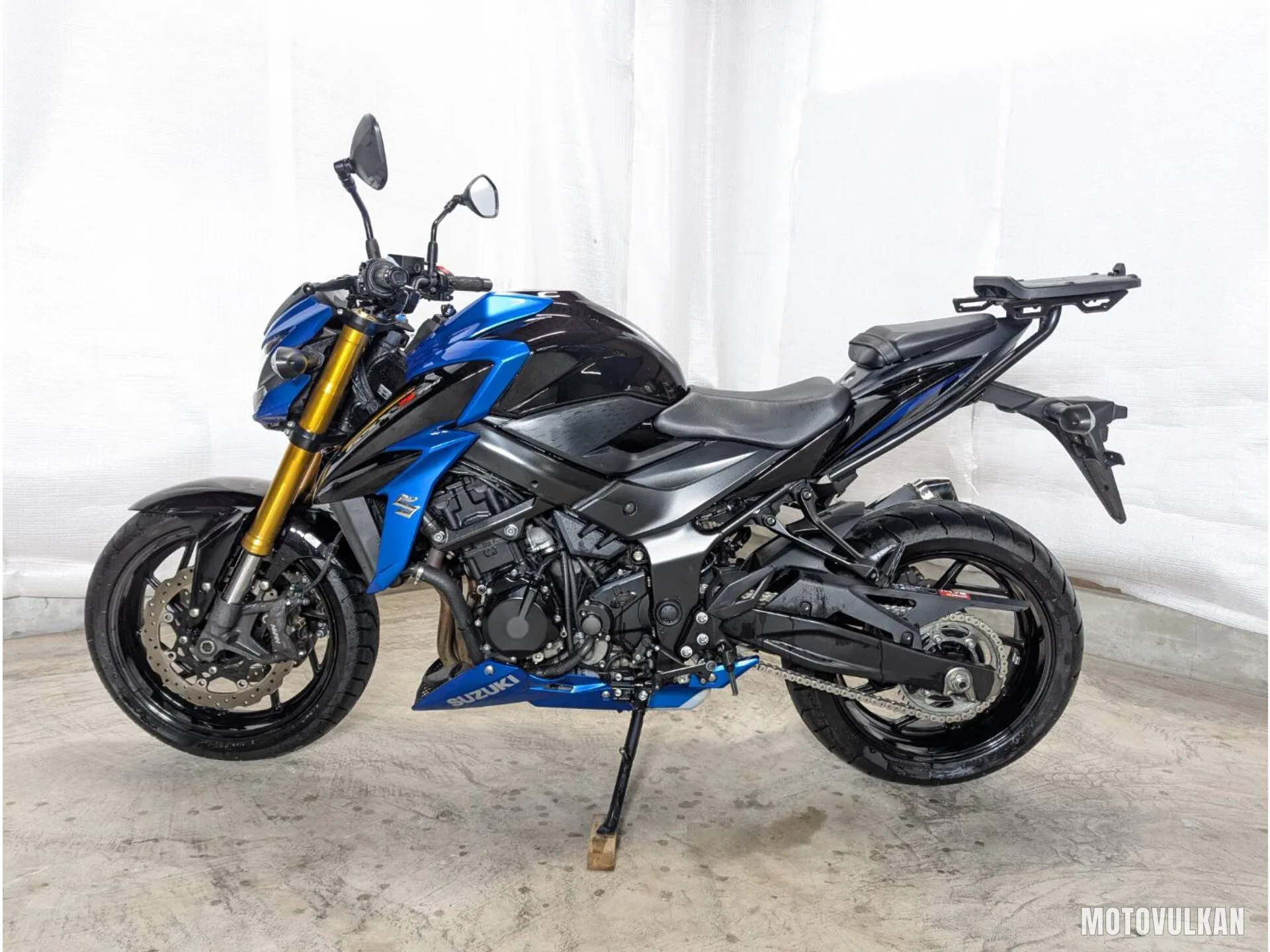 Suzuki Gsx-S750
