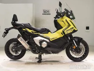 Honda X-ADV750-2