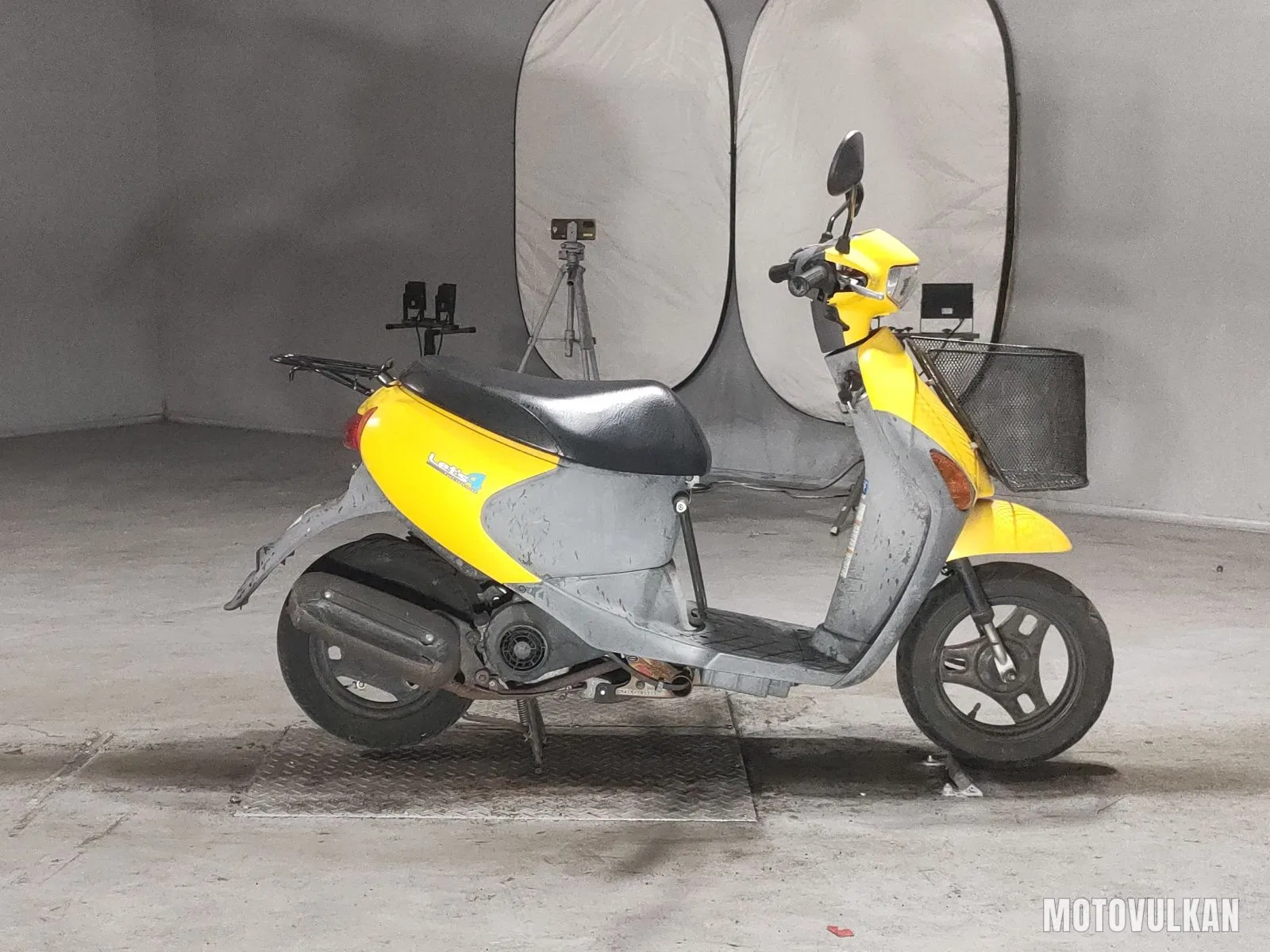 Suzuki Let's 4