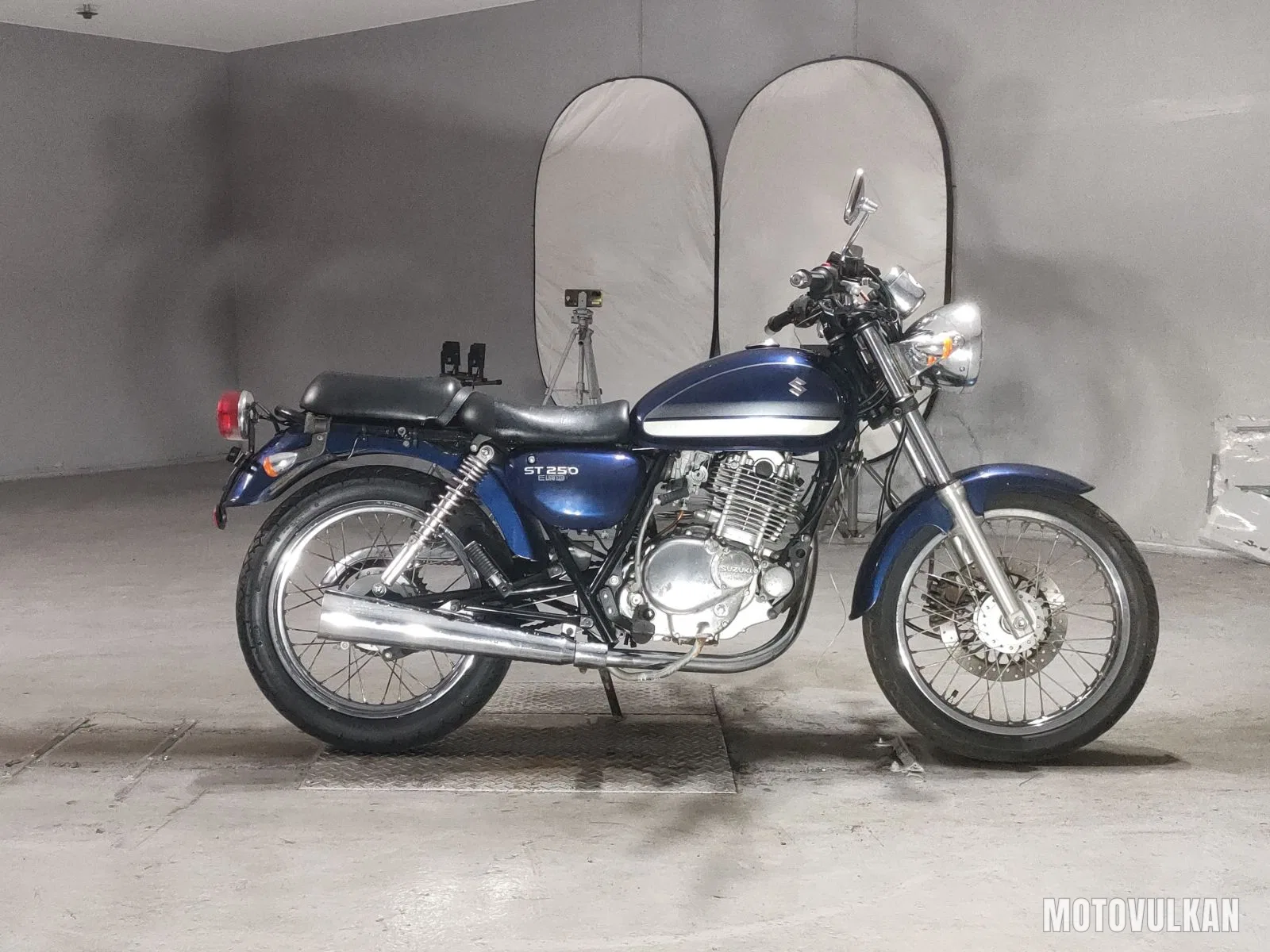 Suzuki ST250E