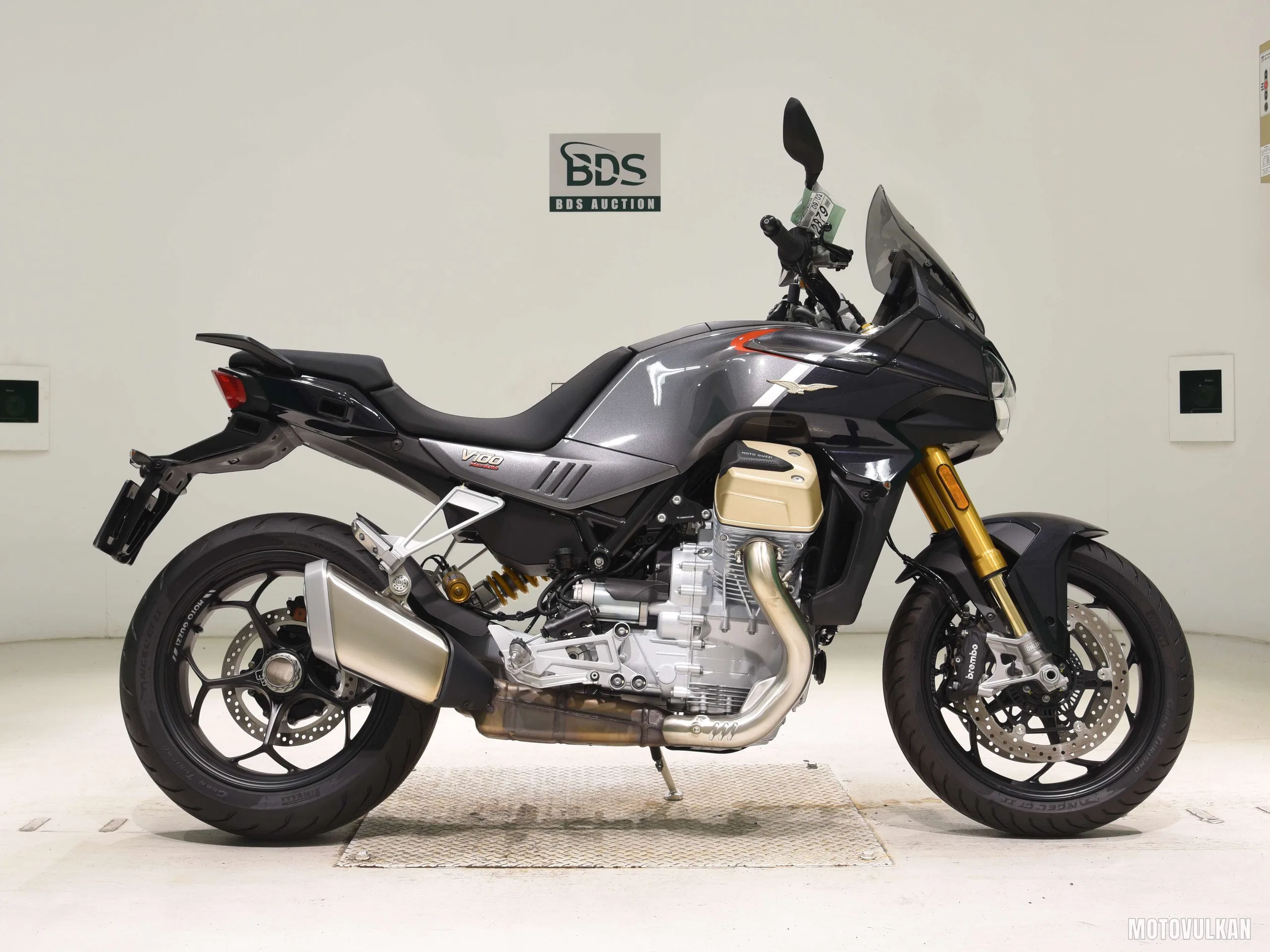  MOTO GUZZI V100 Mandello S