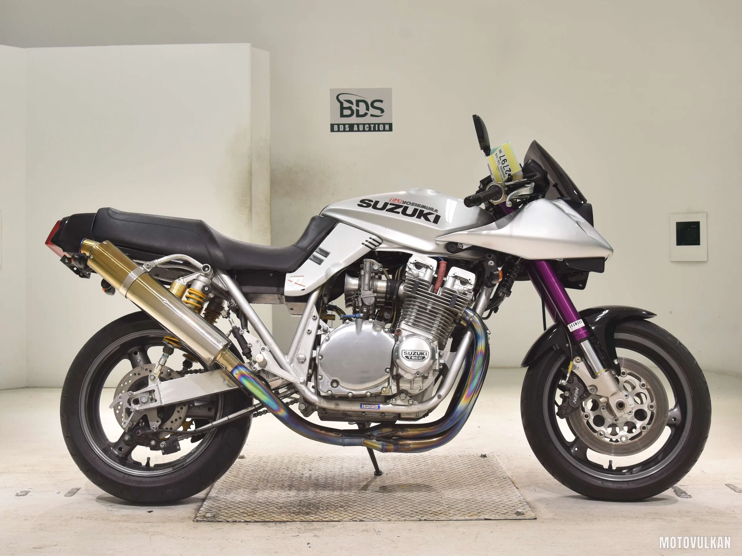 Suzuki GSX1100S KATANA