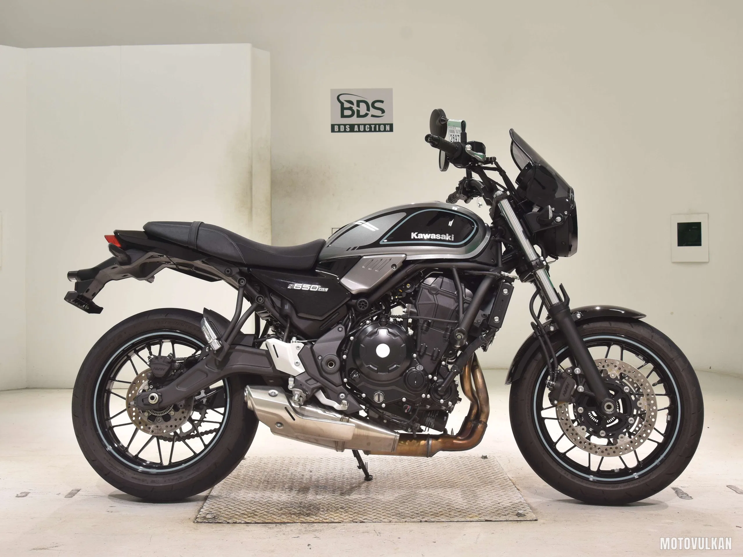 Kawasaki Z650RS