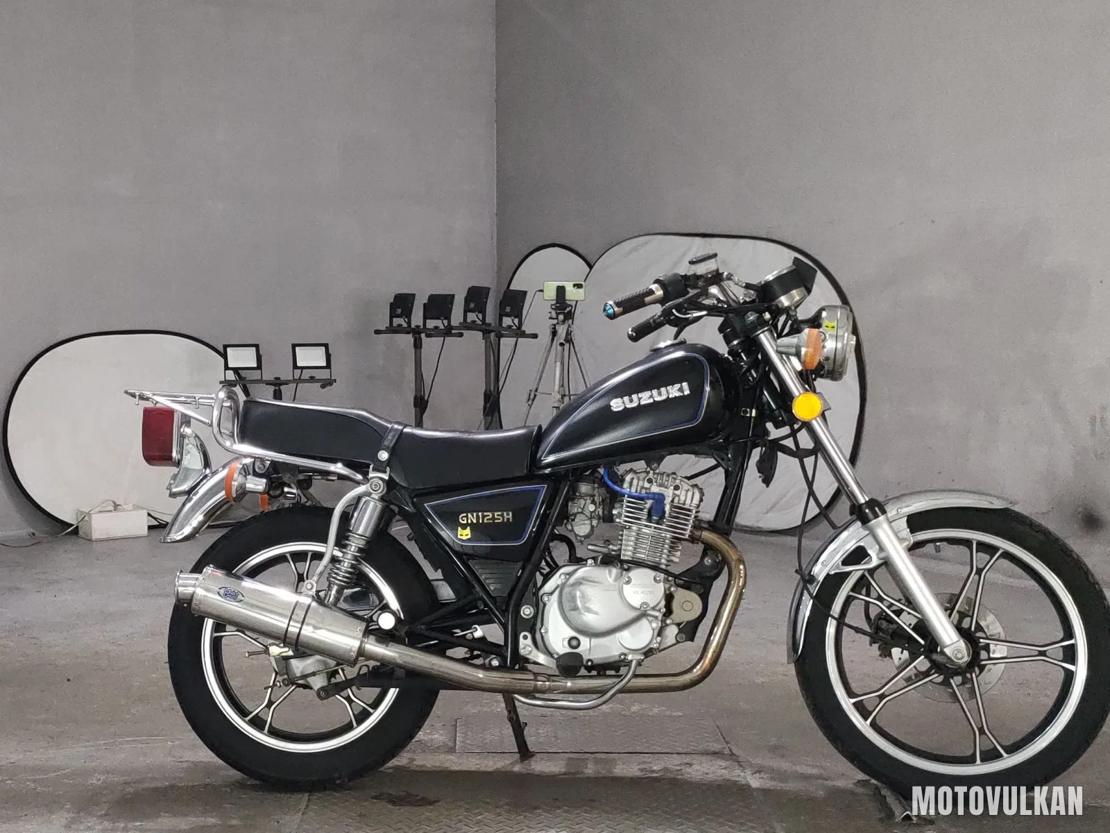 Suzuki GN125H