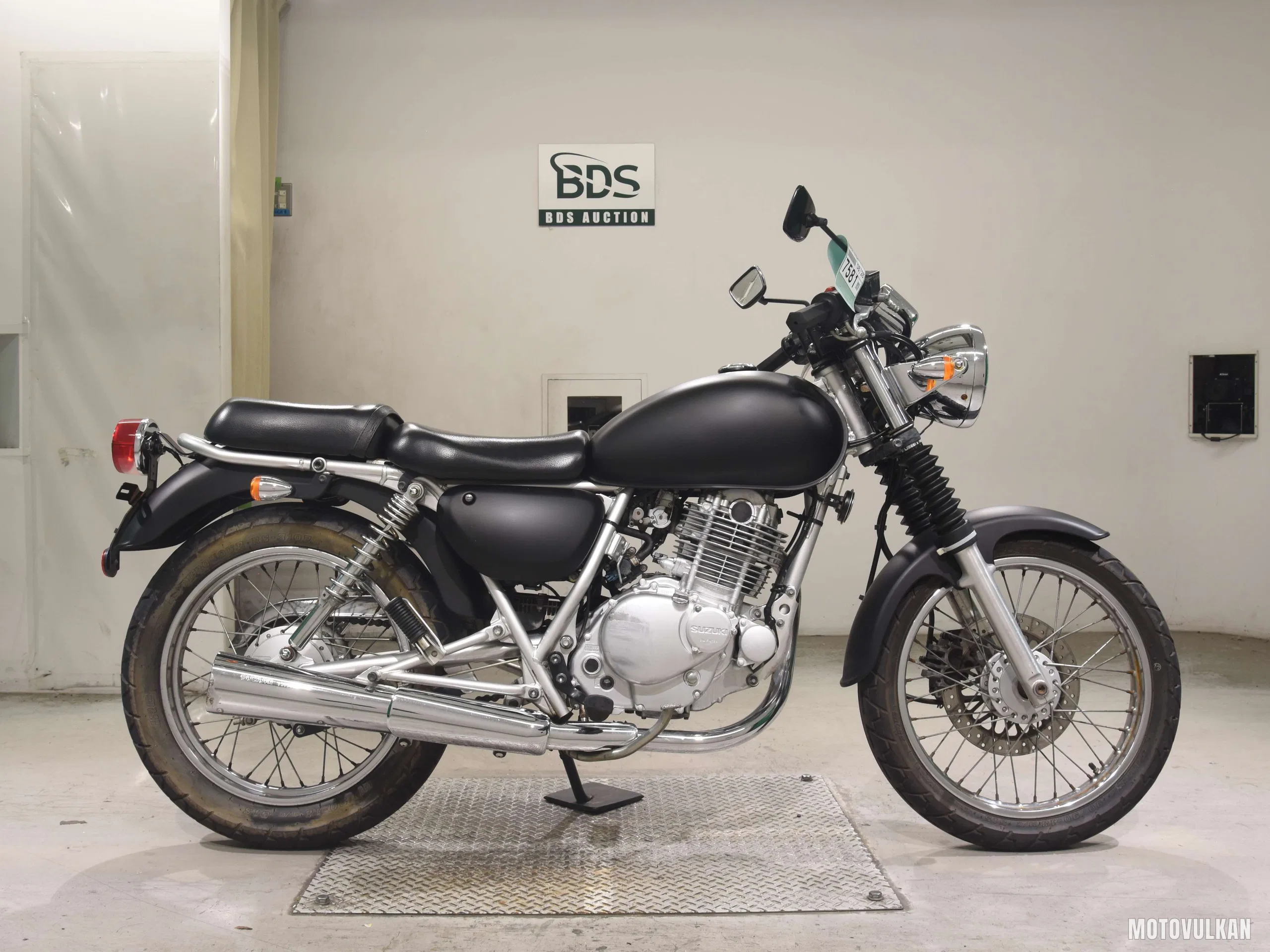 Suzuki ST250E