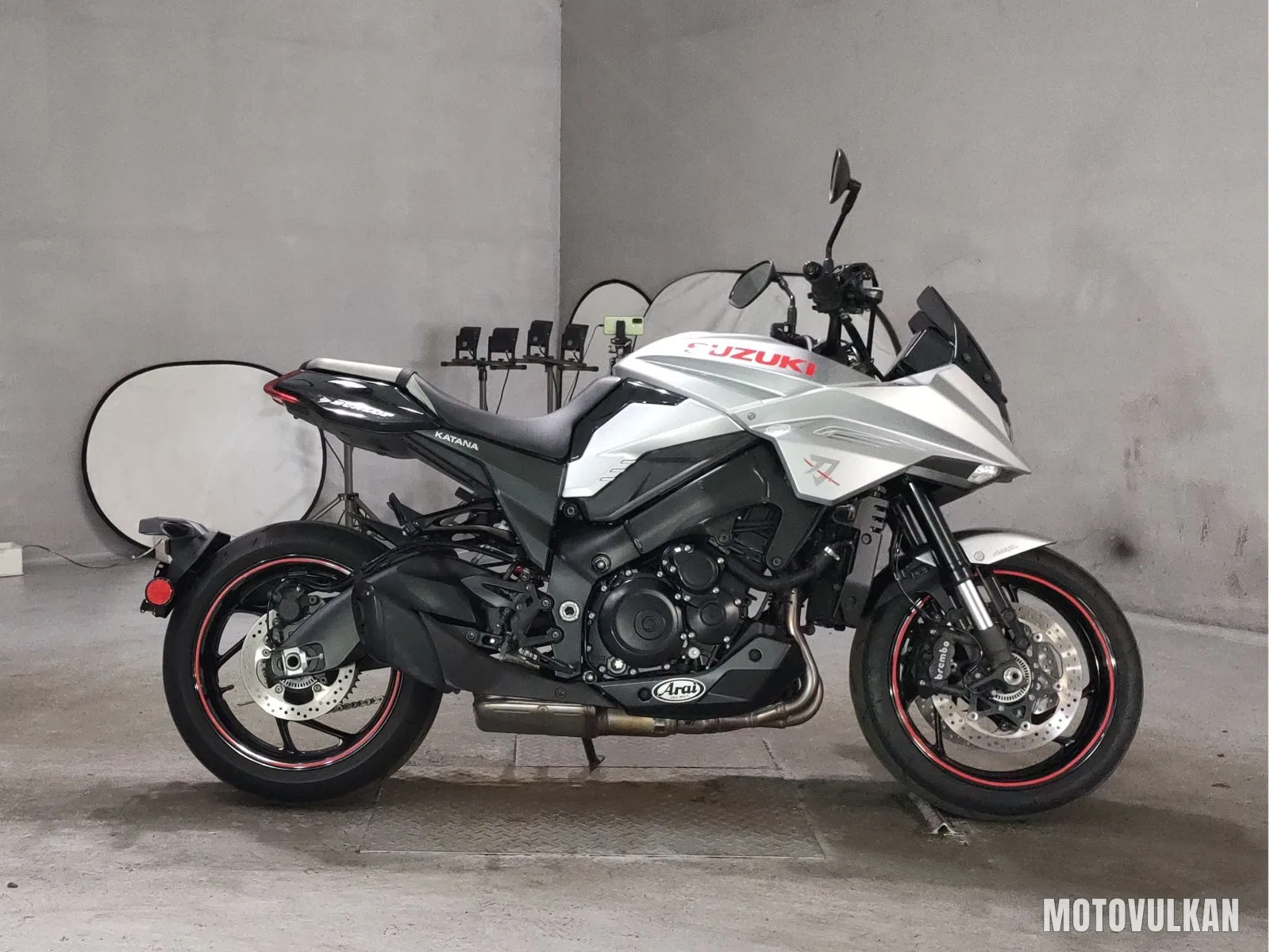 Suzuki Katana
