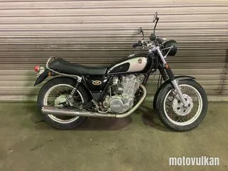 Yamaha Sr400