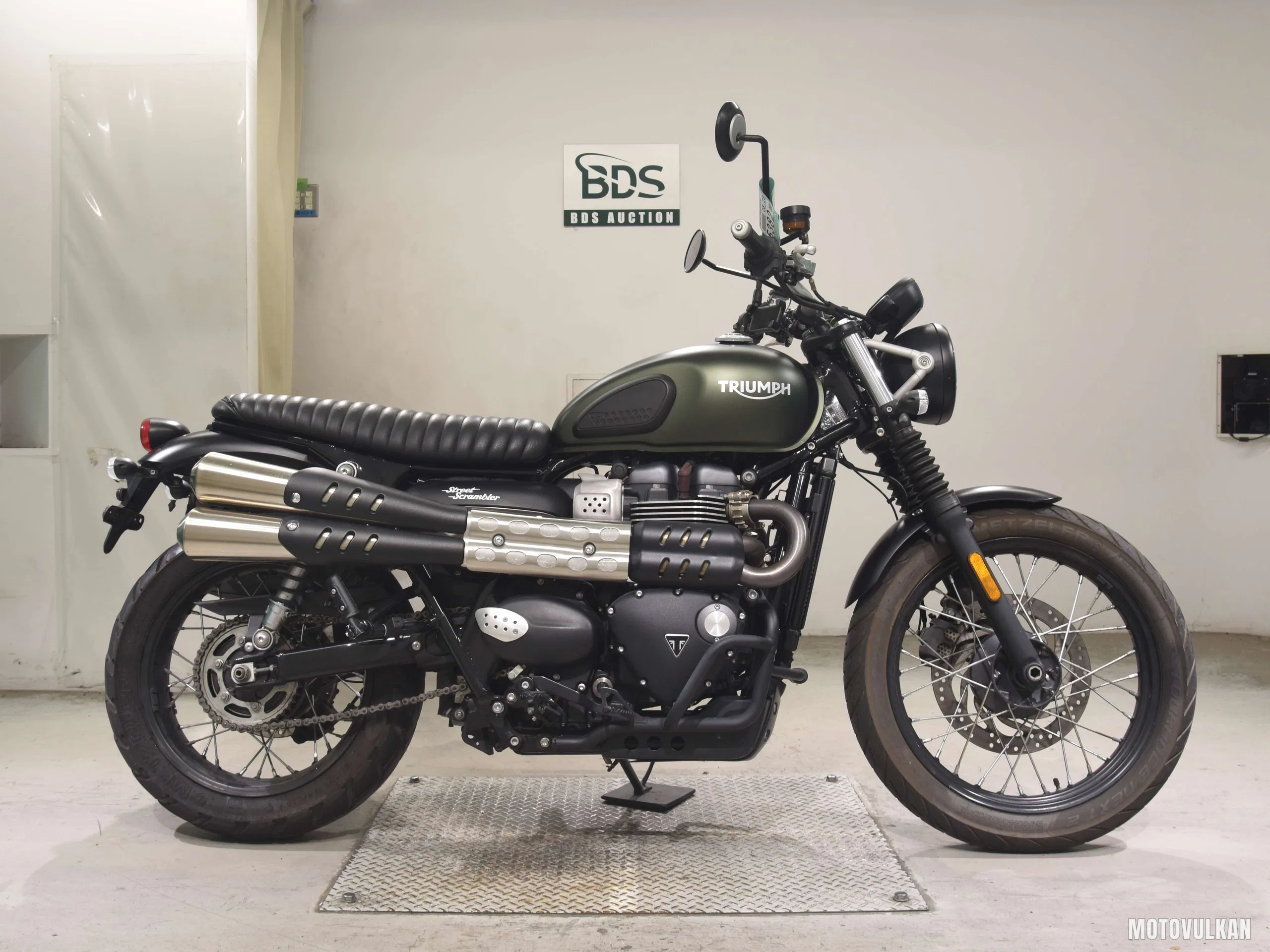  TRIUMPH SPEED Twin 900