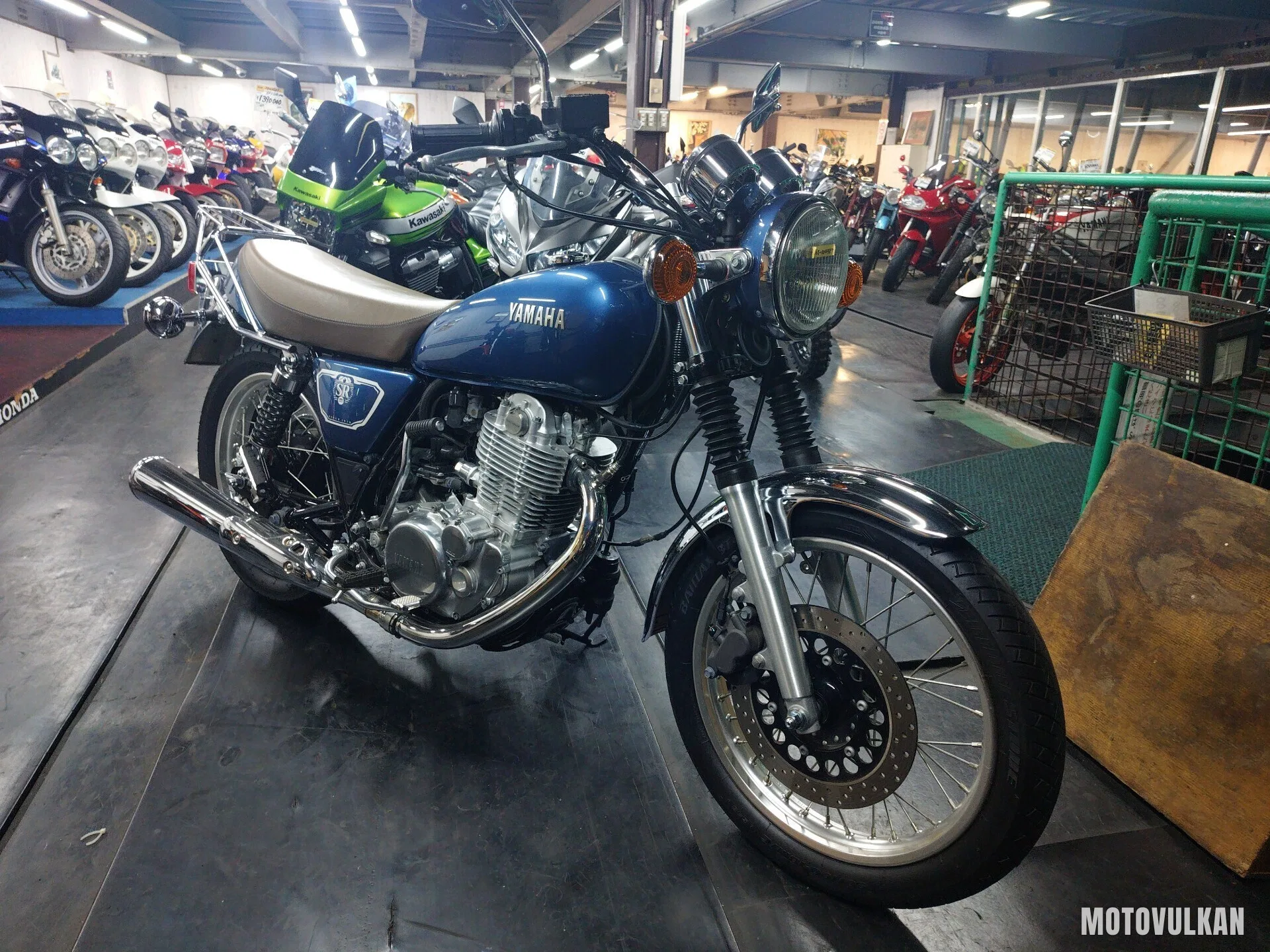 Yamaha Sr400