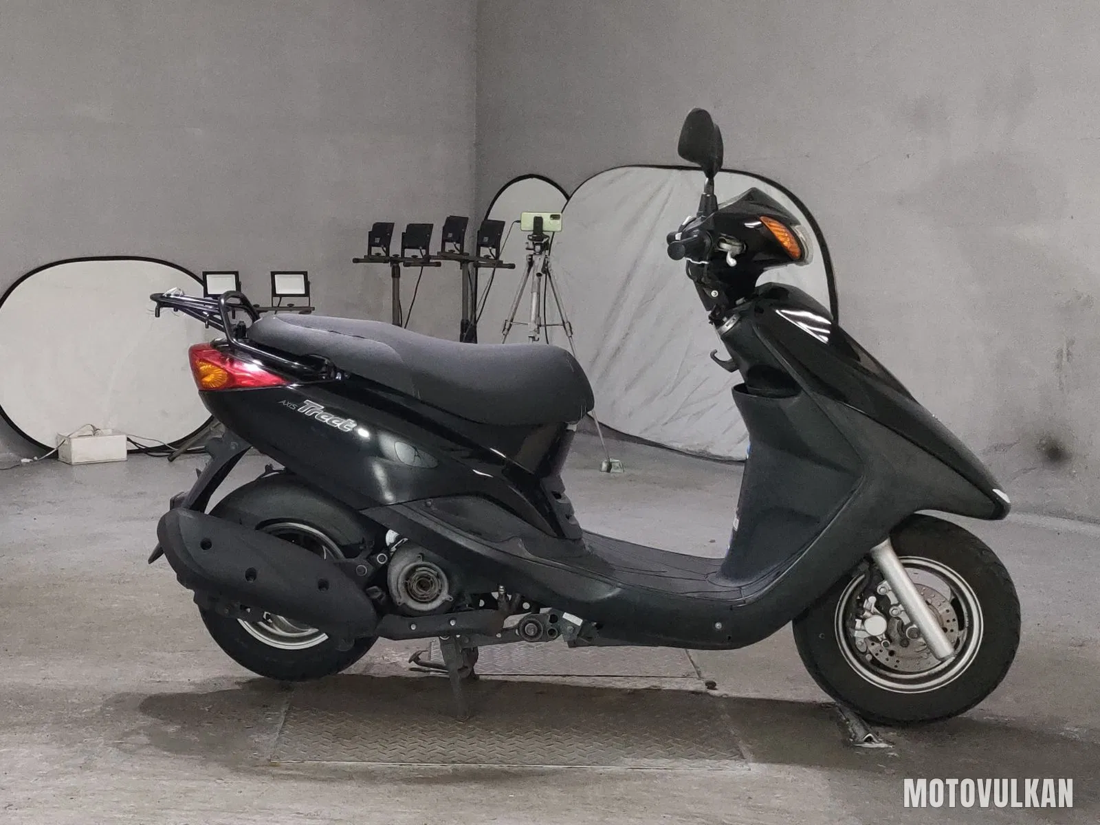 Yamaha Axis Treet