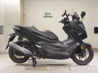 Honda FORZA-4
