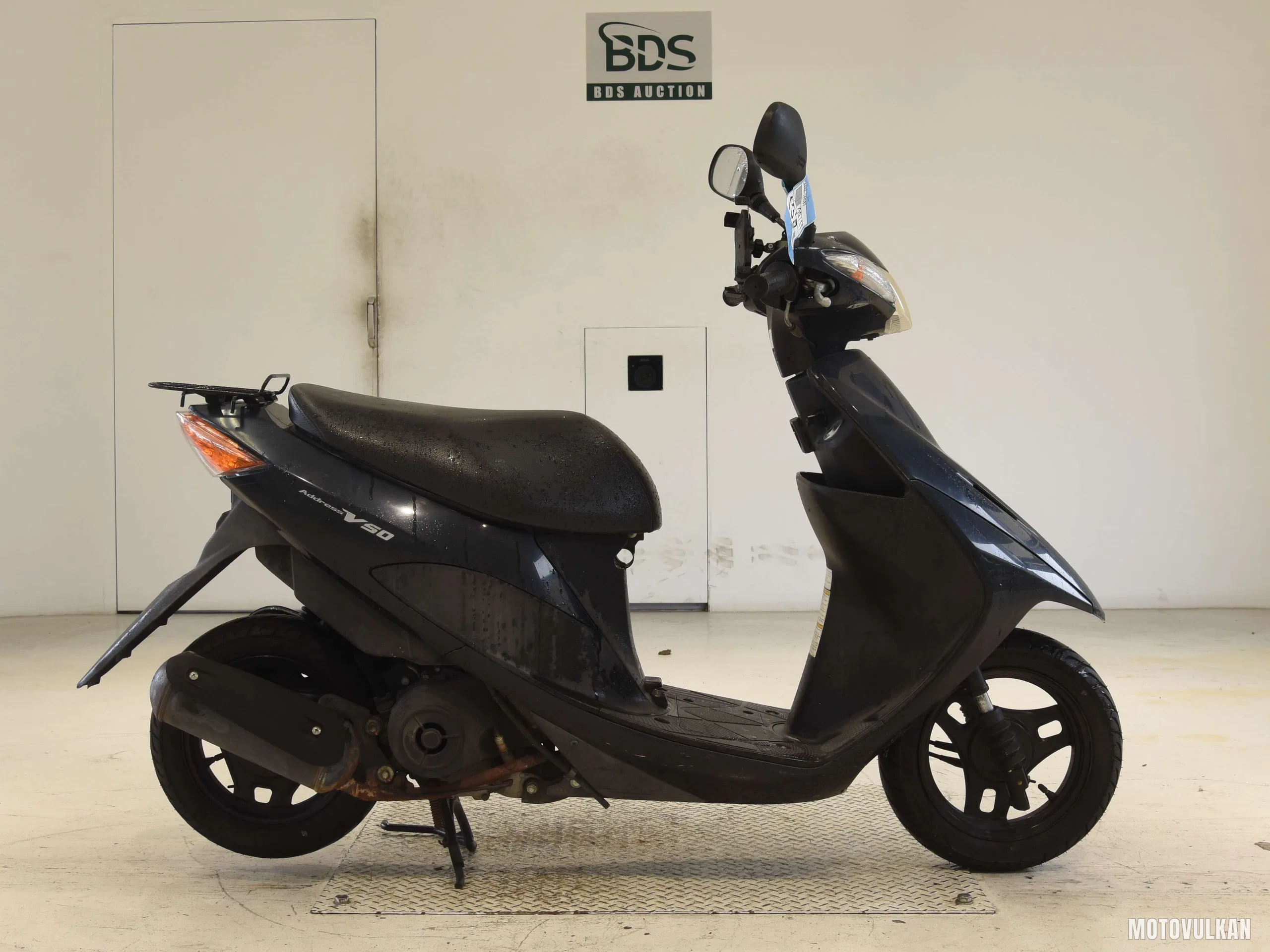 Suzuki ADDRESS V50-2