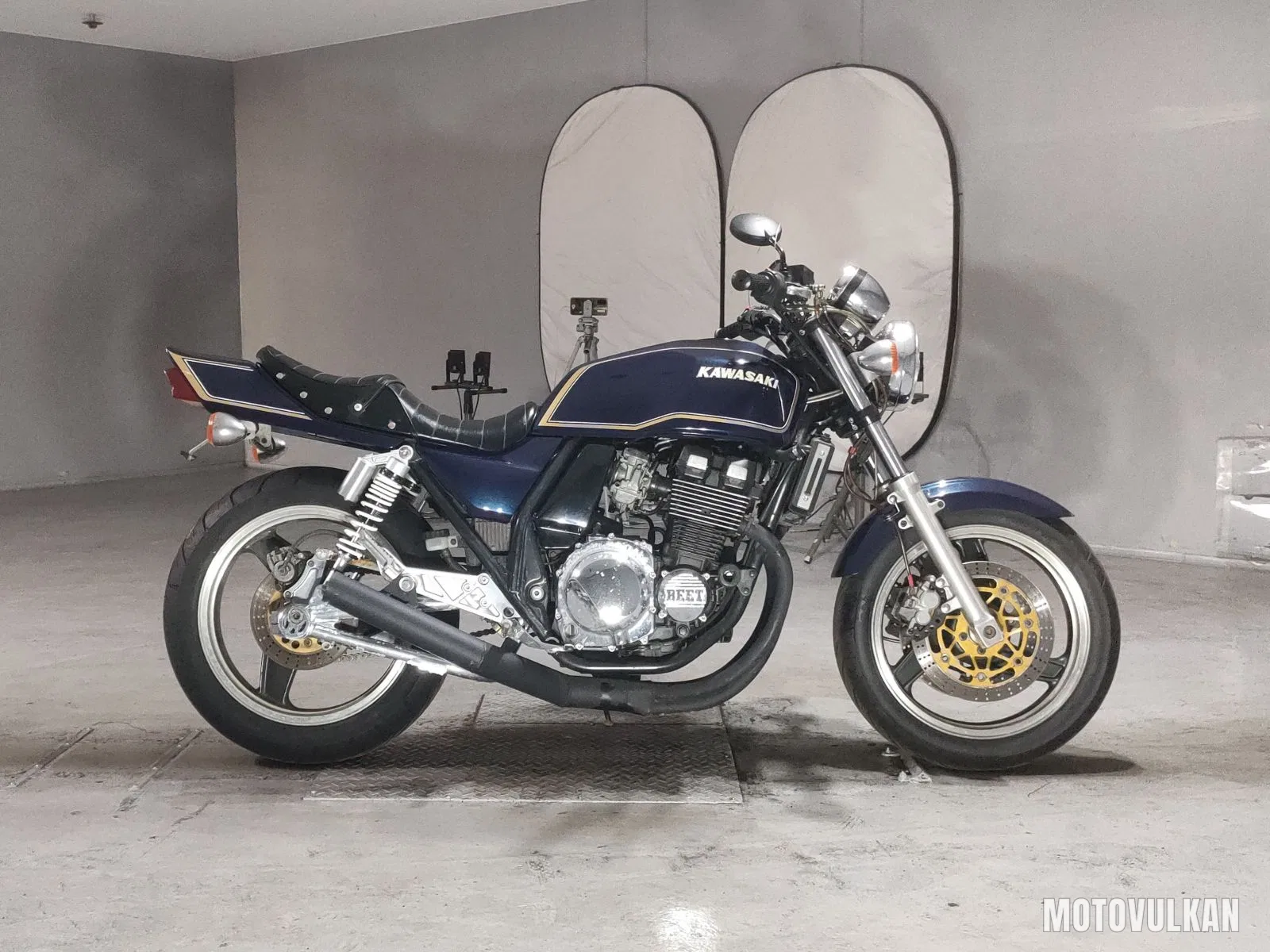 Kawasaki ZRX400