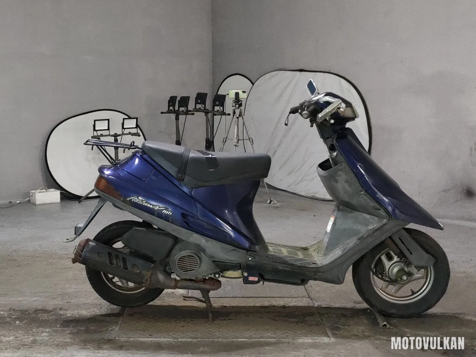 Suzuki Address V100