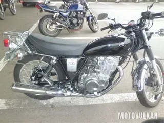 Yamaha Sr400