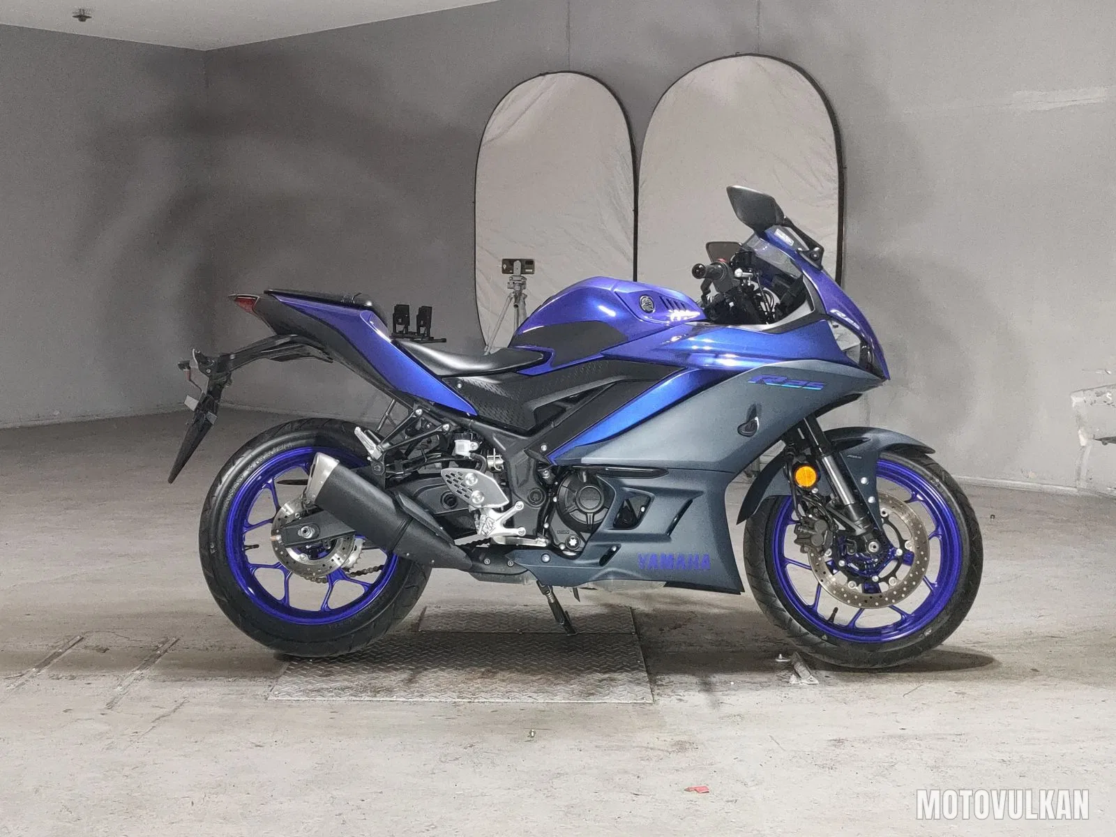 Yamaha YZF-R25