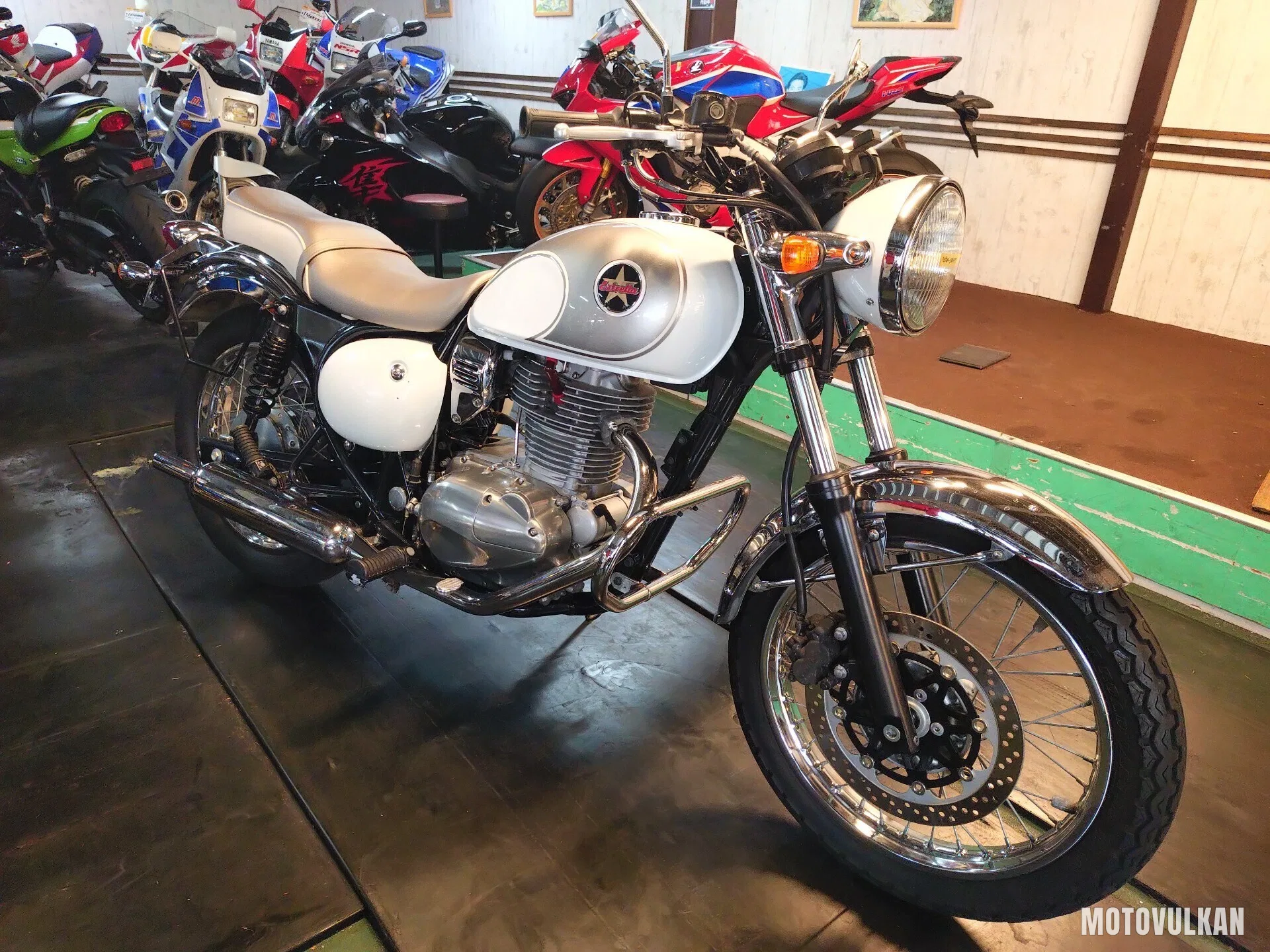 Kawasaki Estrella