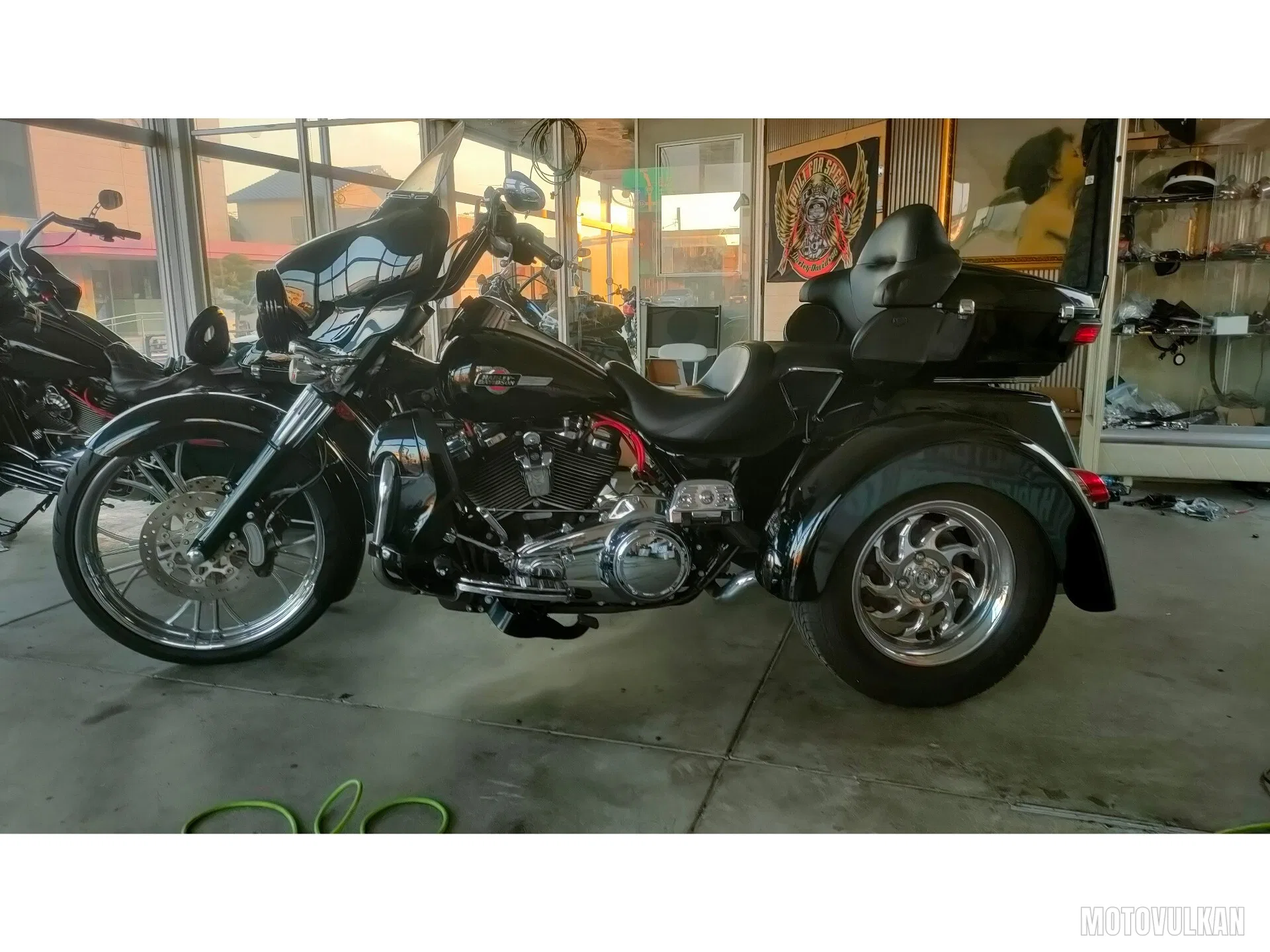 Harley Davidson Harley Davidson Flhtcutg Tri Glide