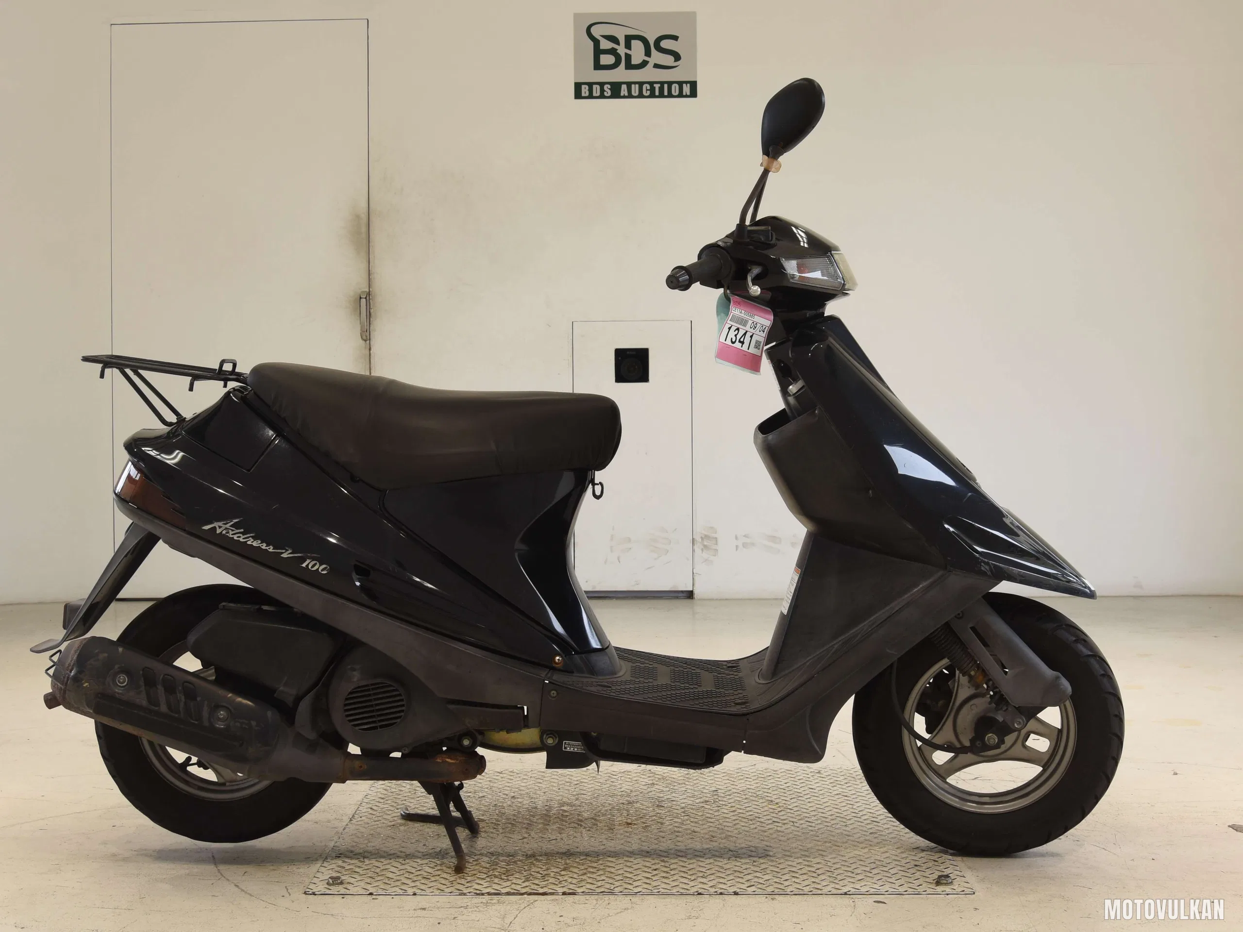 Suzuki ADDRESS V100