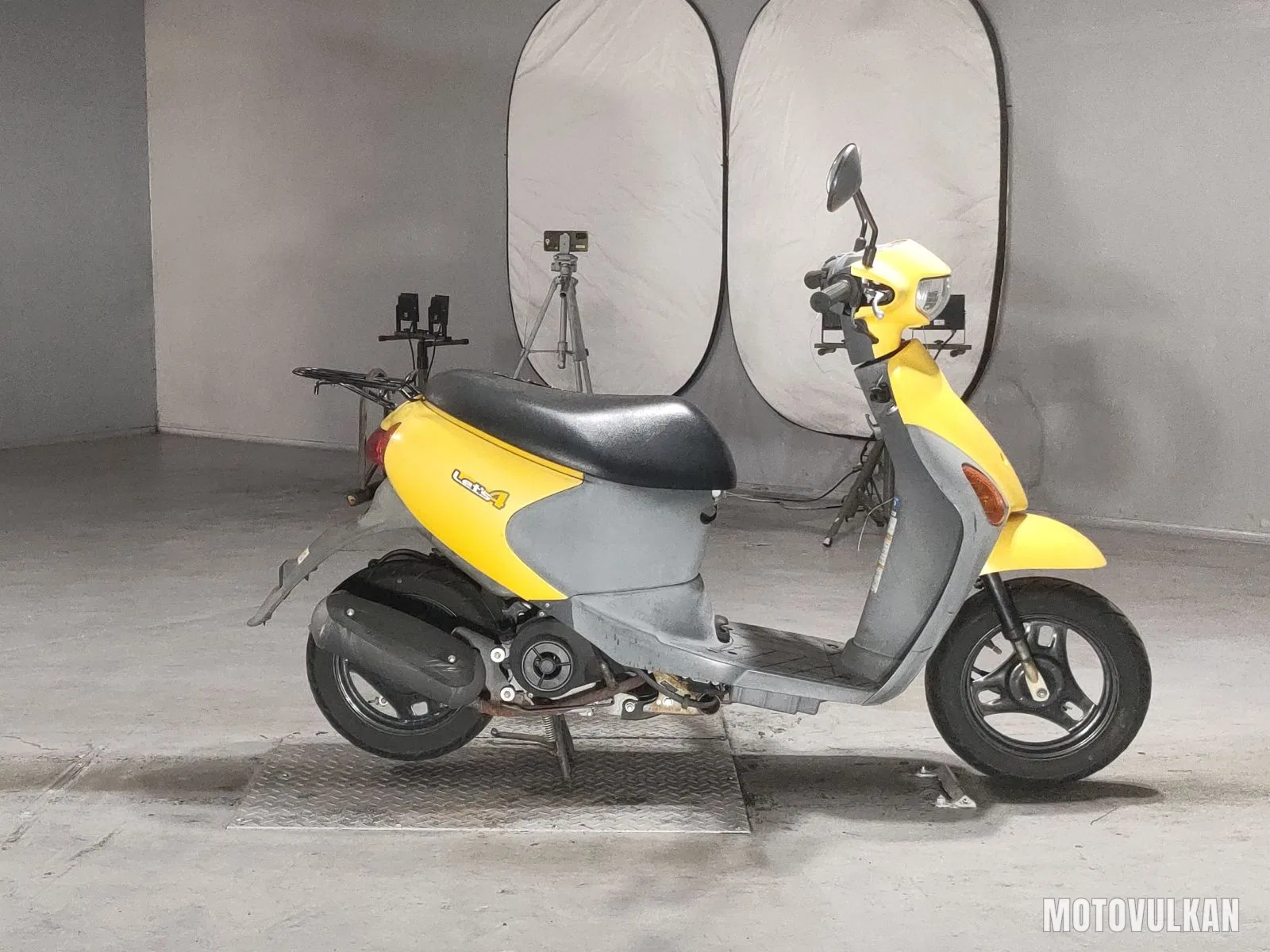 Suzuki Let's 4