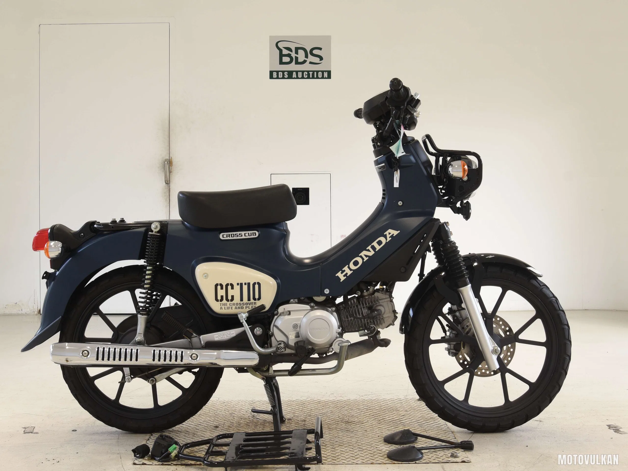 Honda Cross Cub 110-3