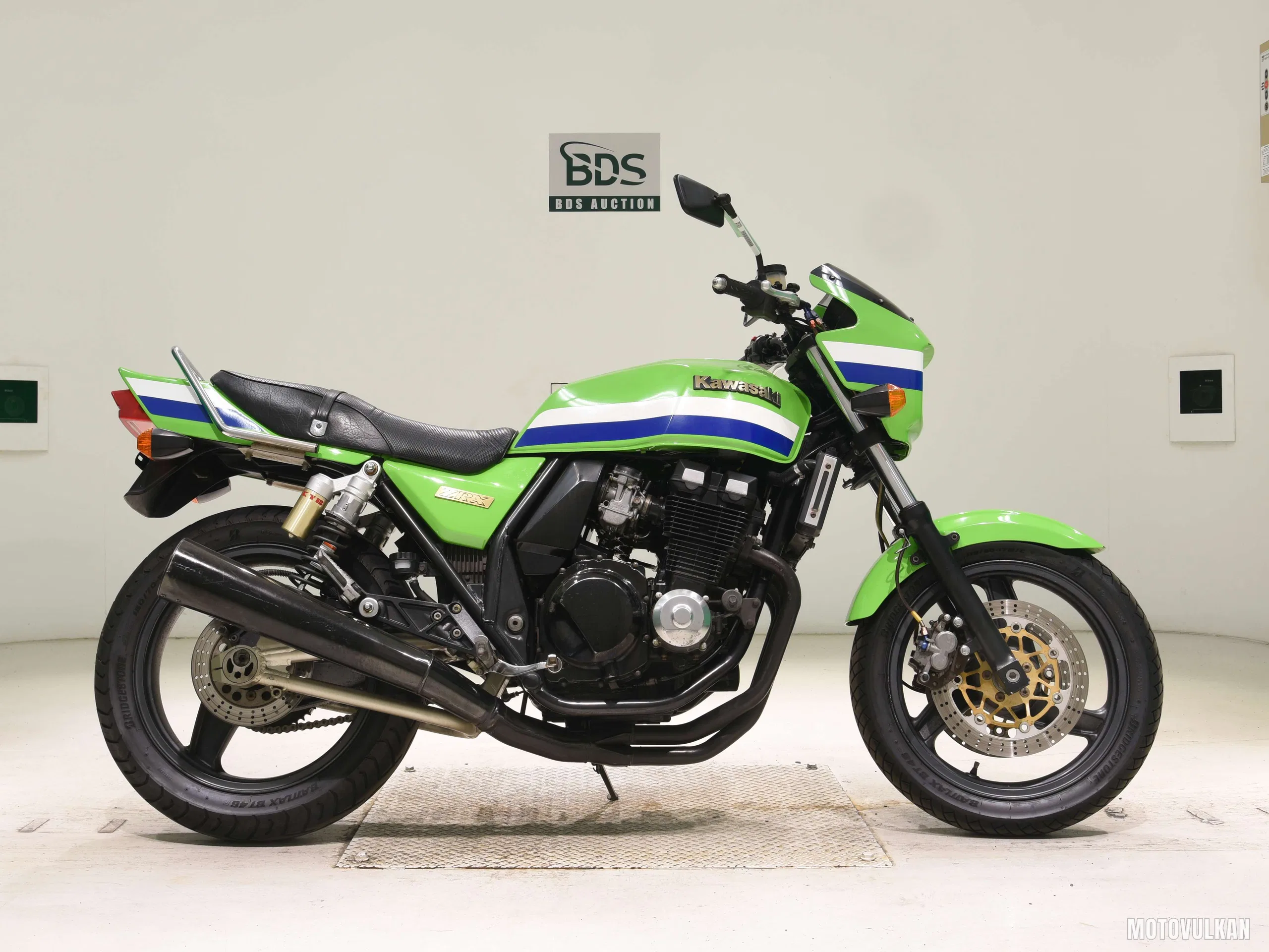 Kawasaki ZRX400