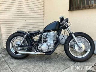 Yamaha Sr400