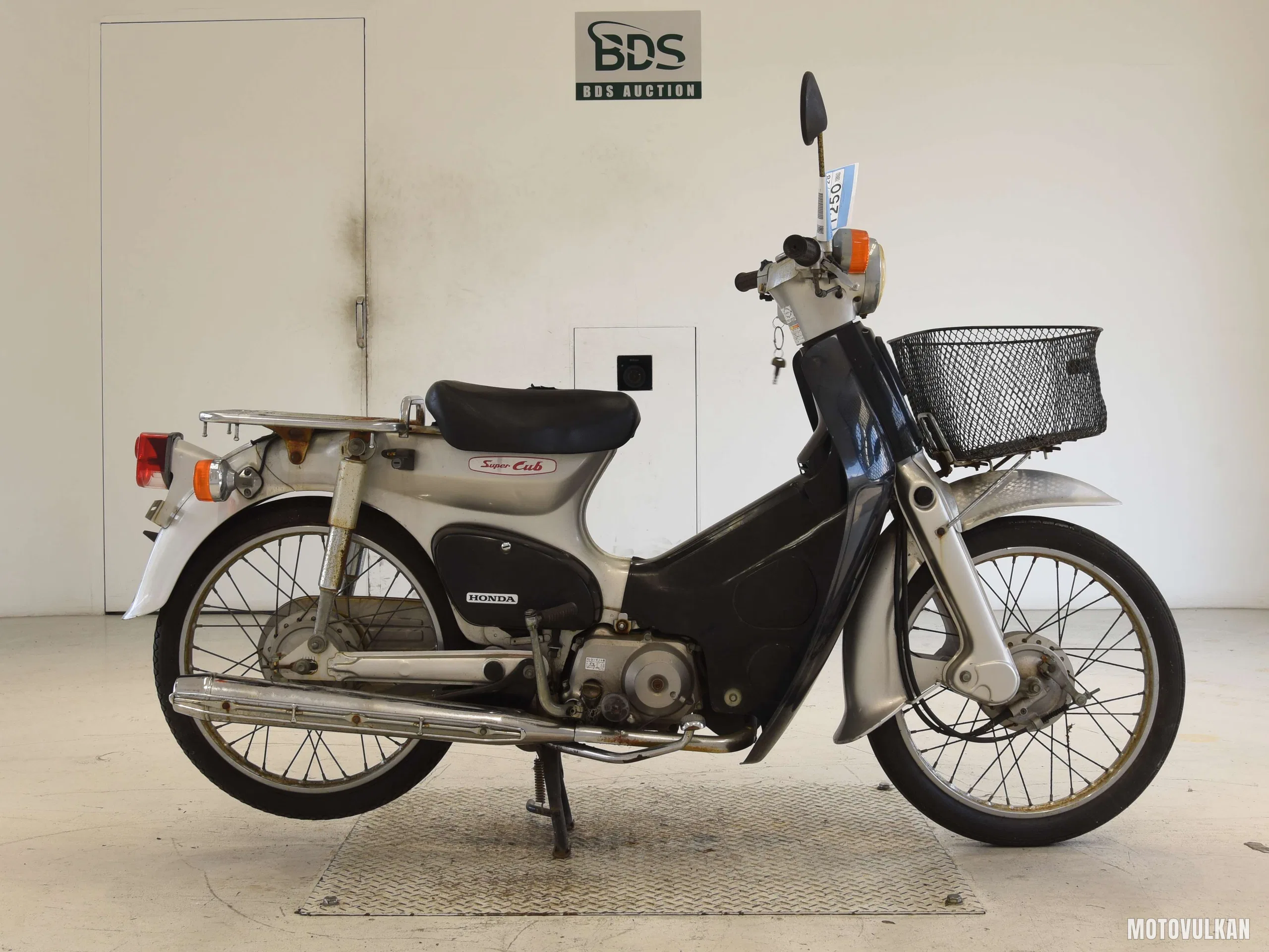 Honda C50
