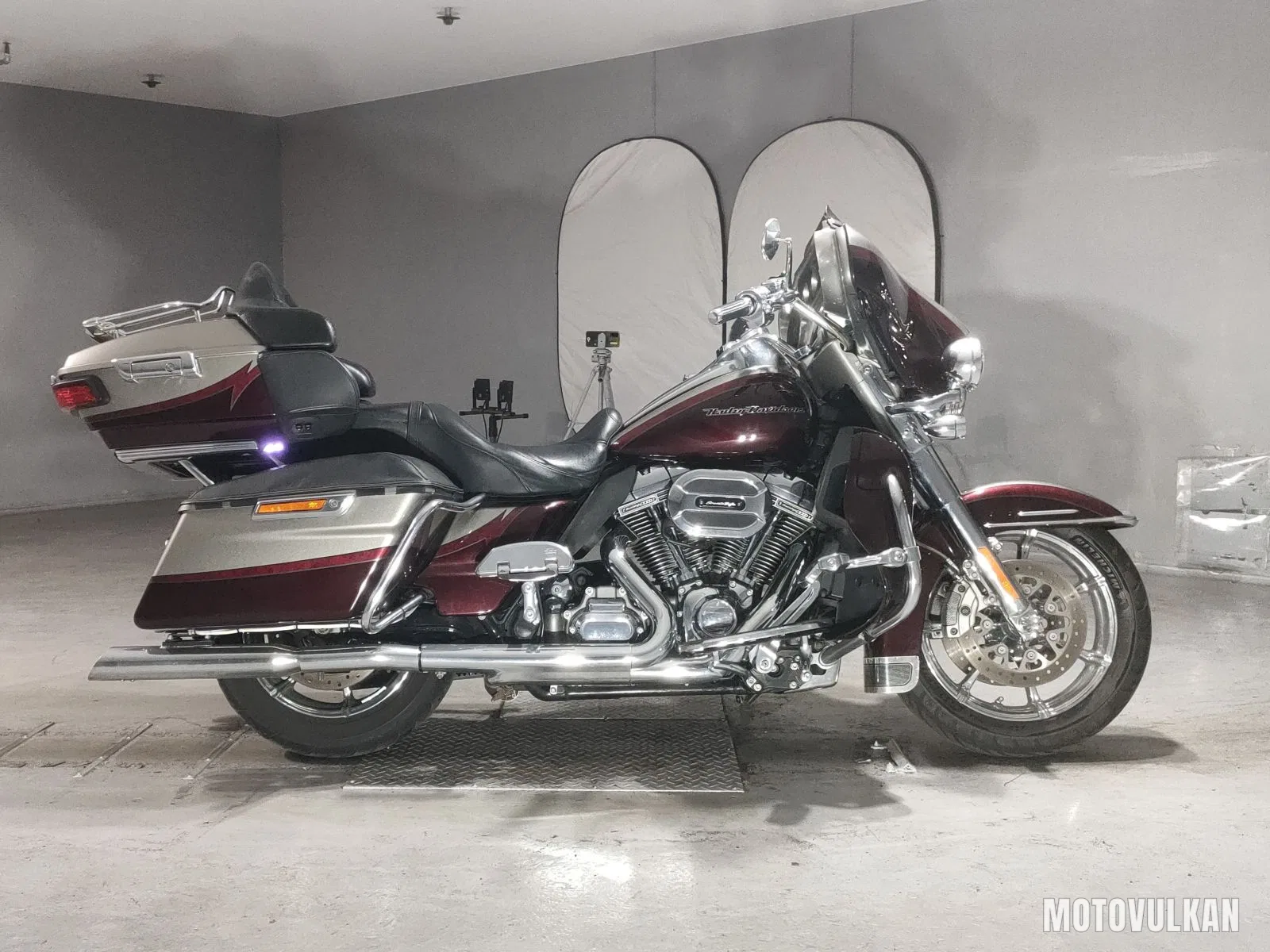 Harley-Davidson Harley-Davidson FLHTKSE1800CVO
