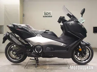 Yamaha T-MAX560