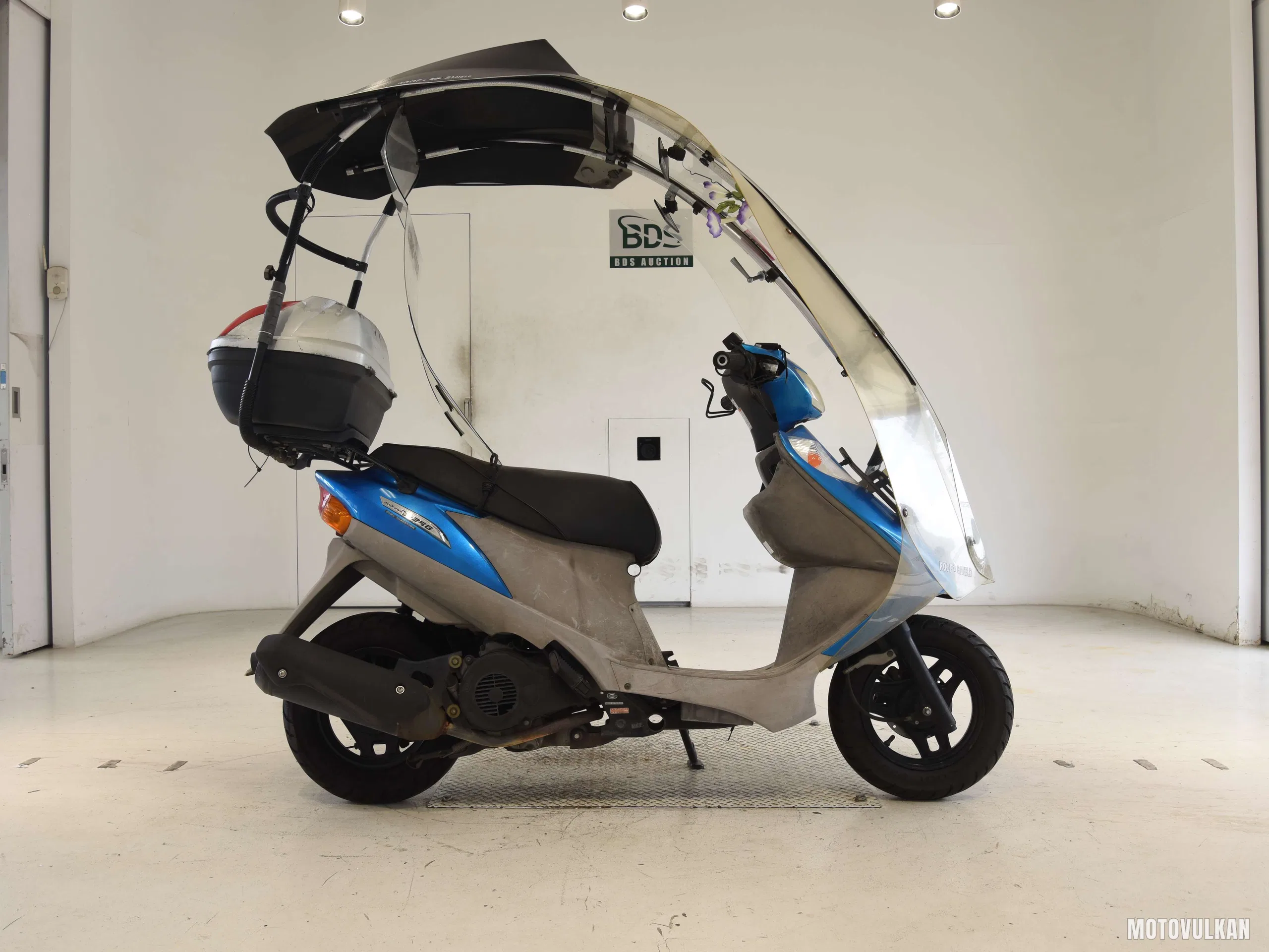 Suzuki ADDRESS V125G Roof