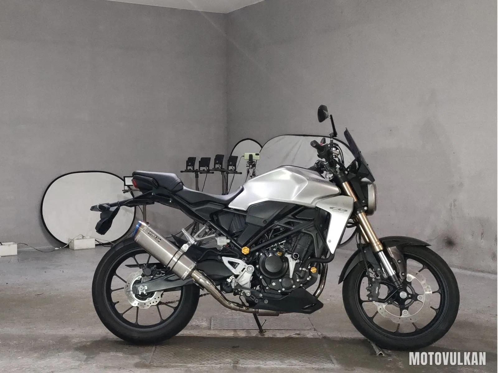 Honda CB250R