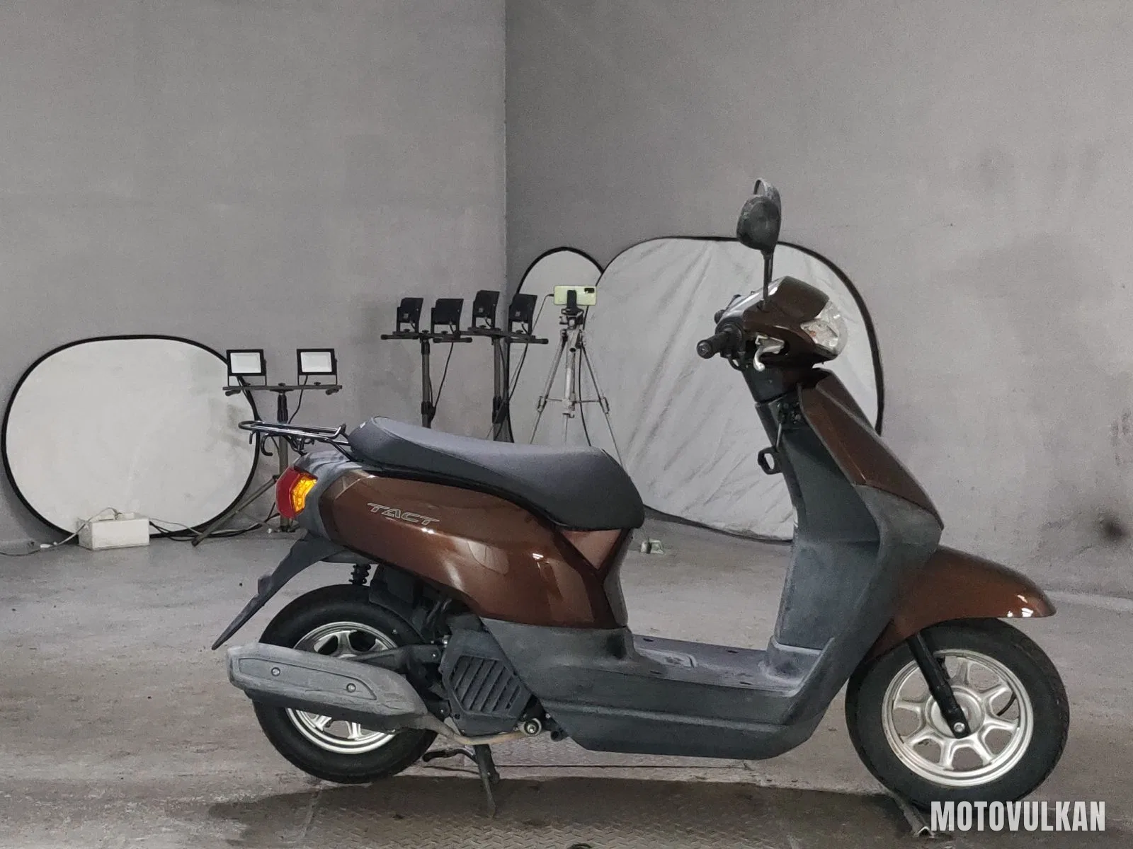 Honda Tact Basic
