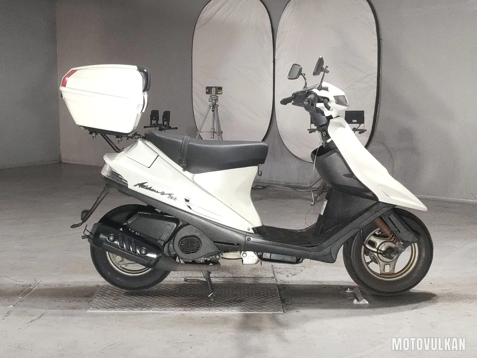 Suzuki Address V100