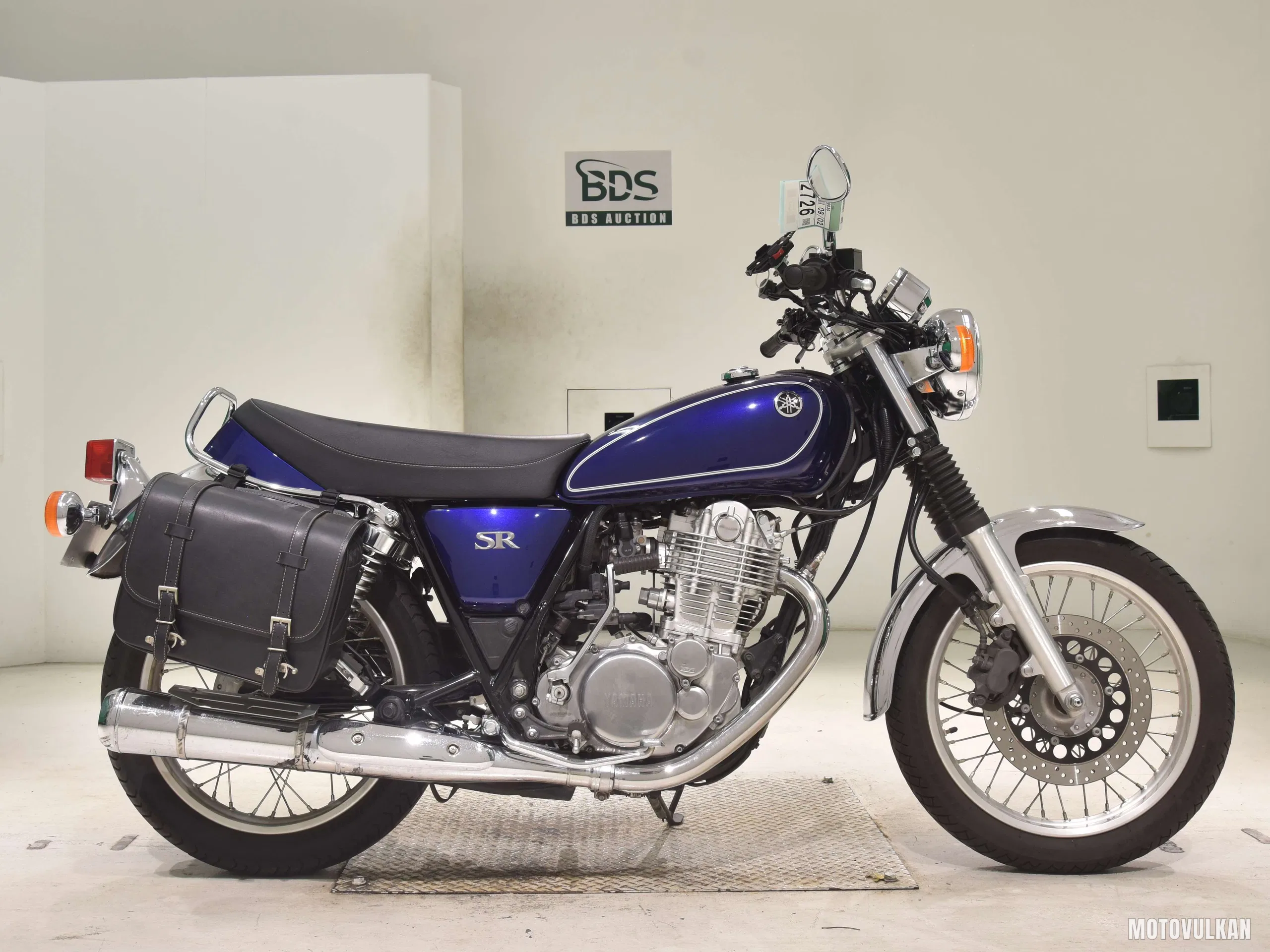 Yamaha SR400-4