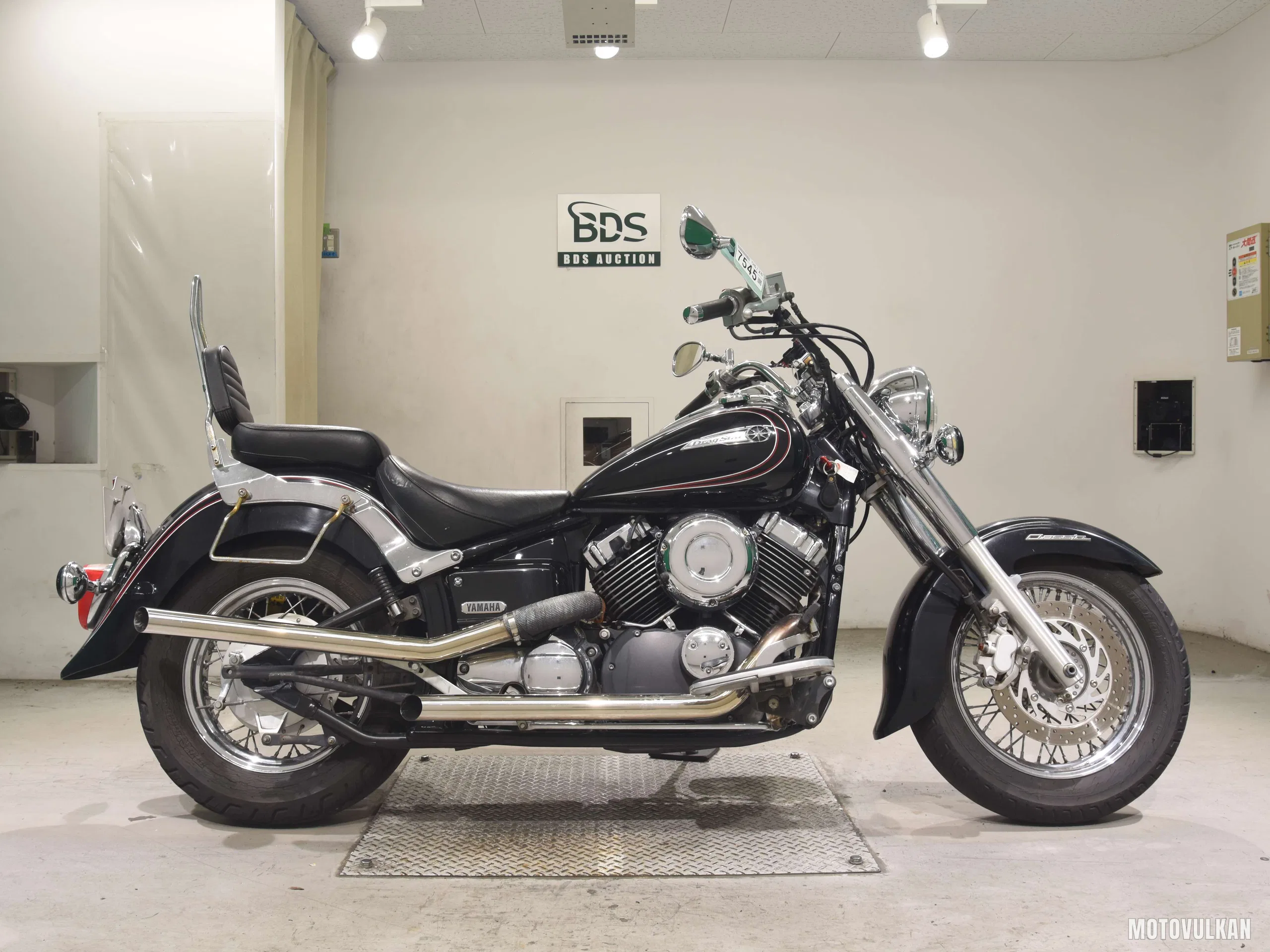 Yamaha DRAGSTAR400 CLASSIC-2