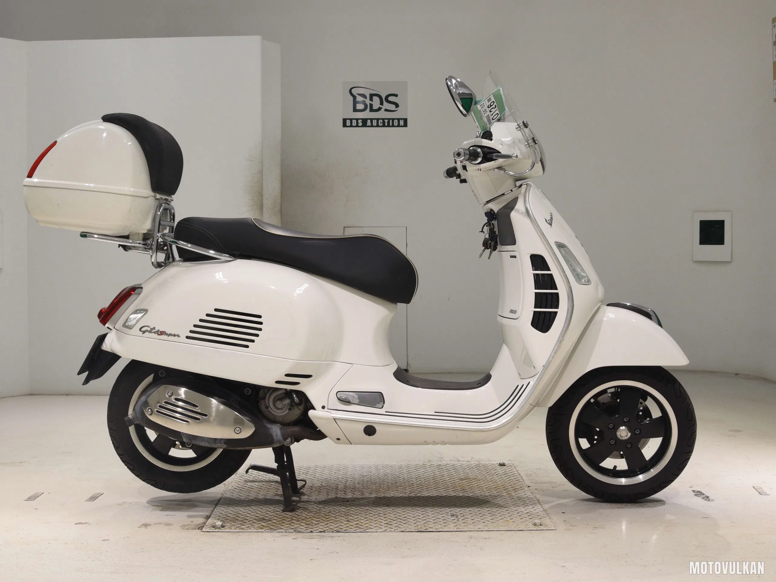  VESPA GTS300 SUPER
