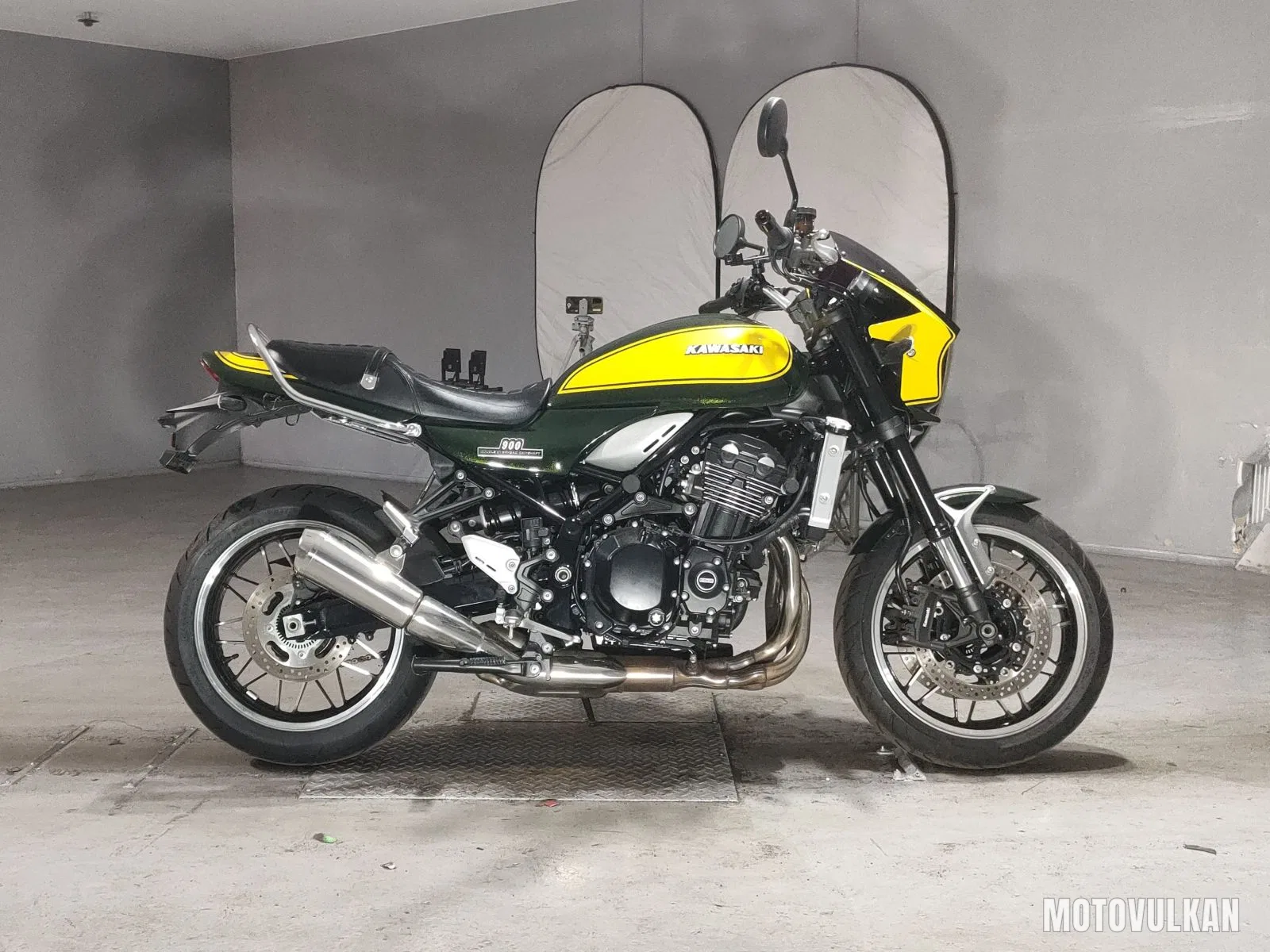 Kawasaki Z900RS