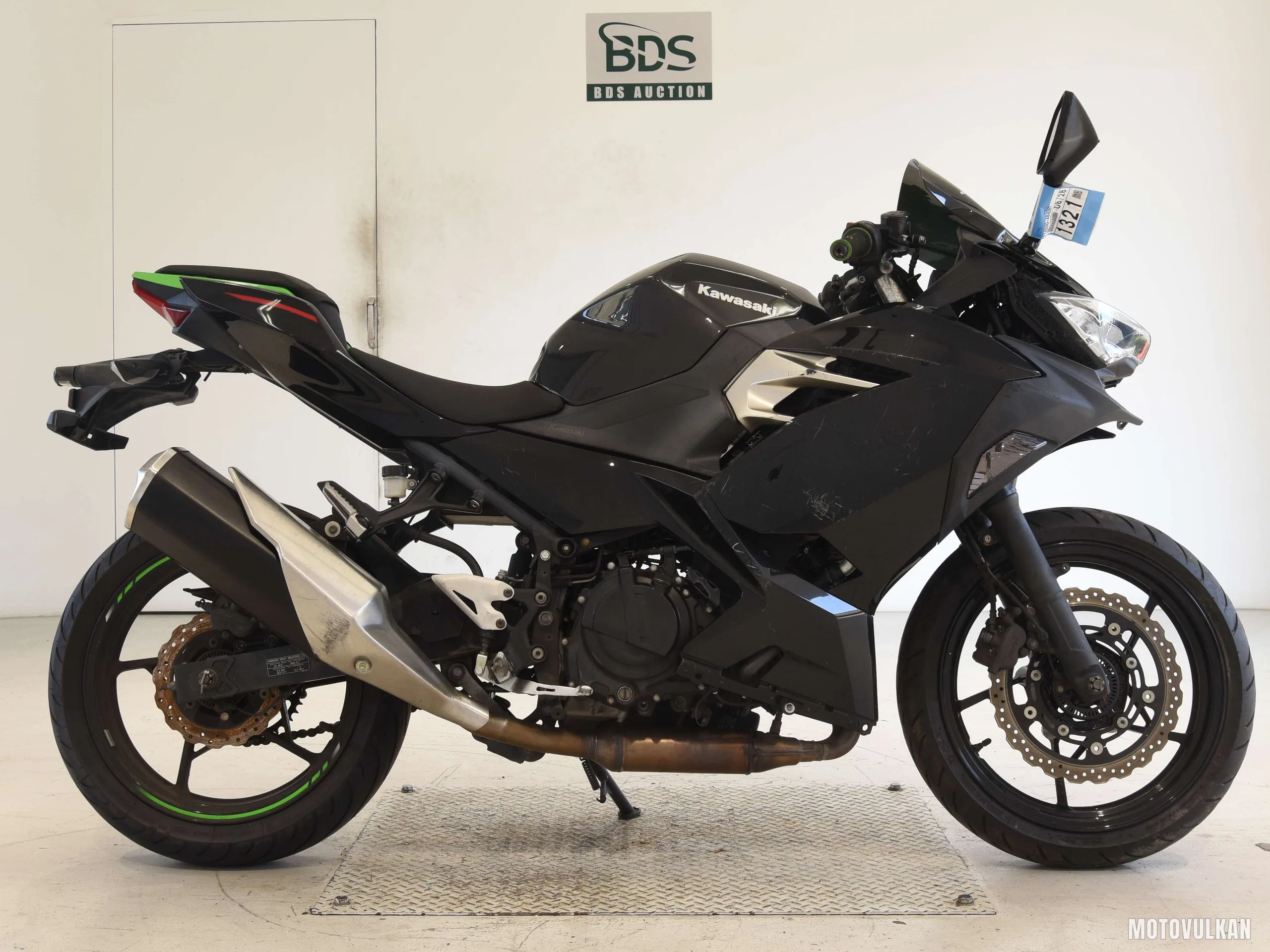 Kawasaki NINJA400-2