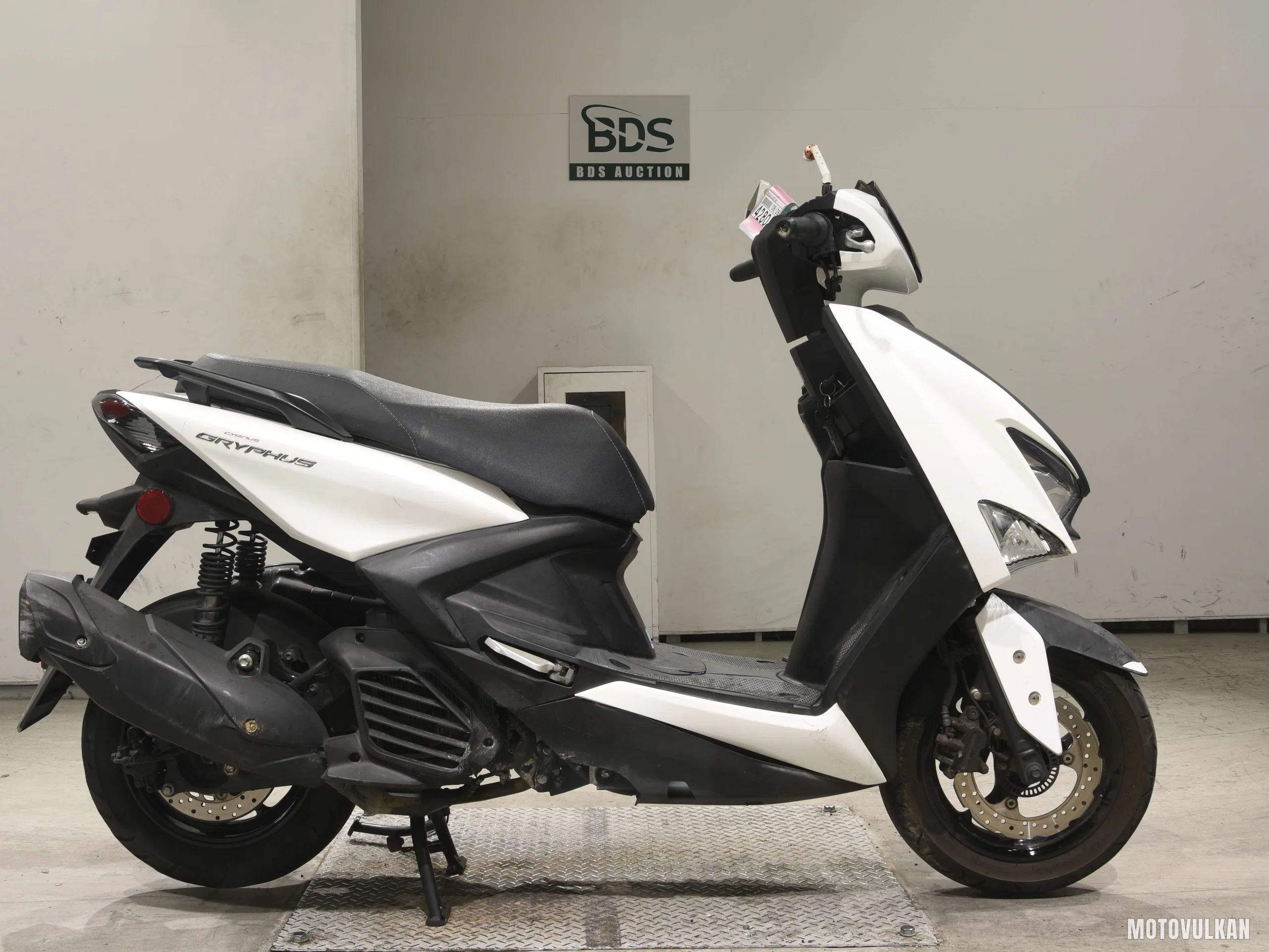 Yamaha CYGNUS Gryphus