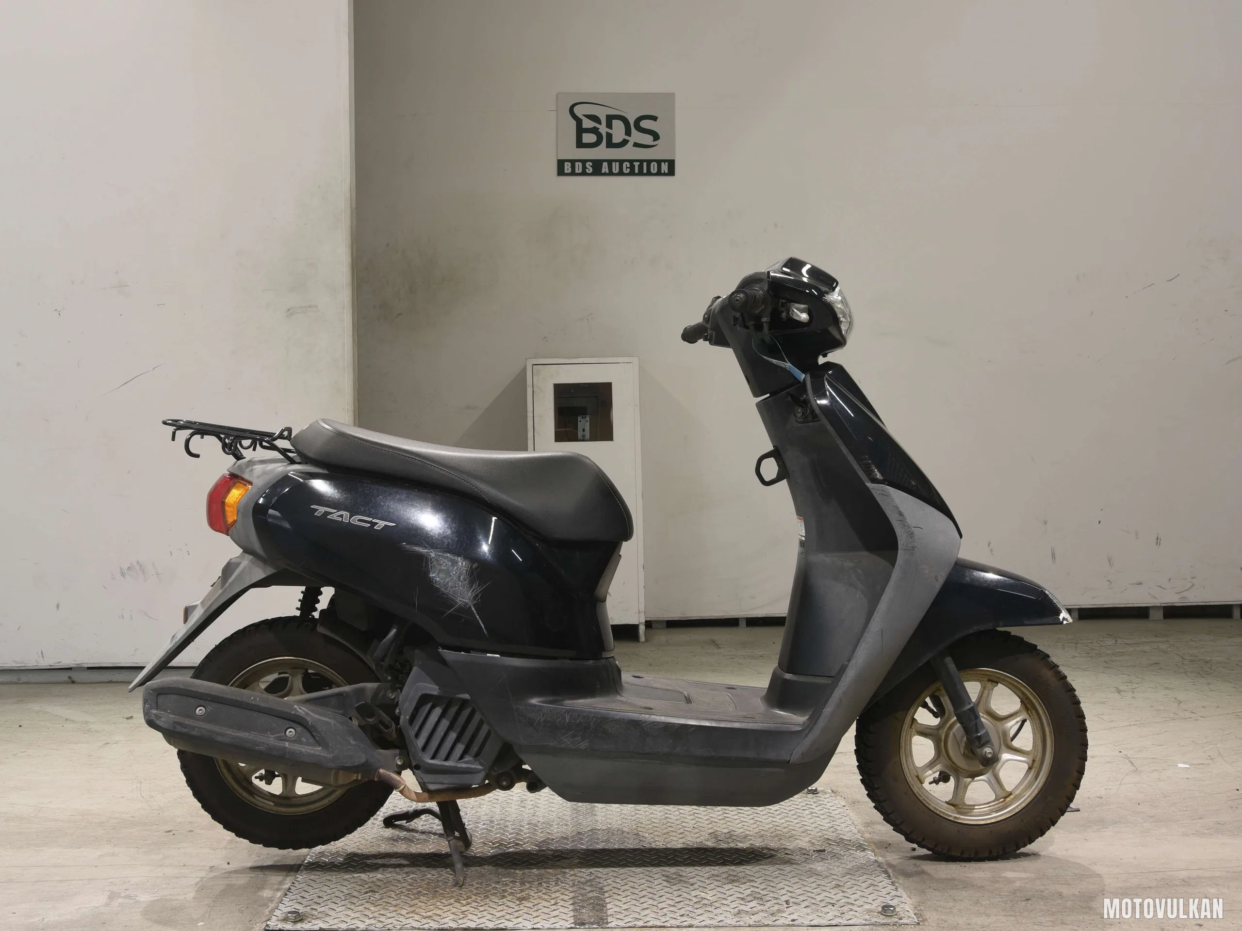 Honda TACT-4 Basic
