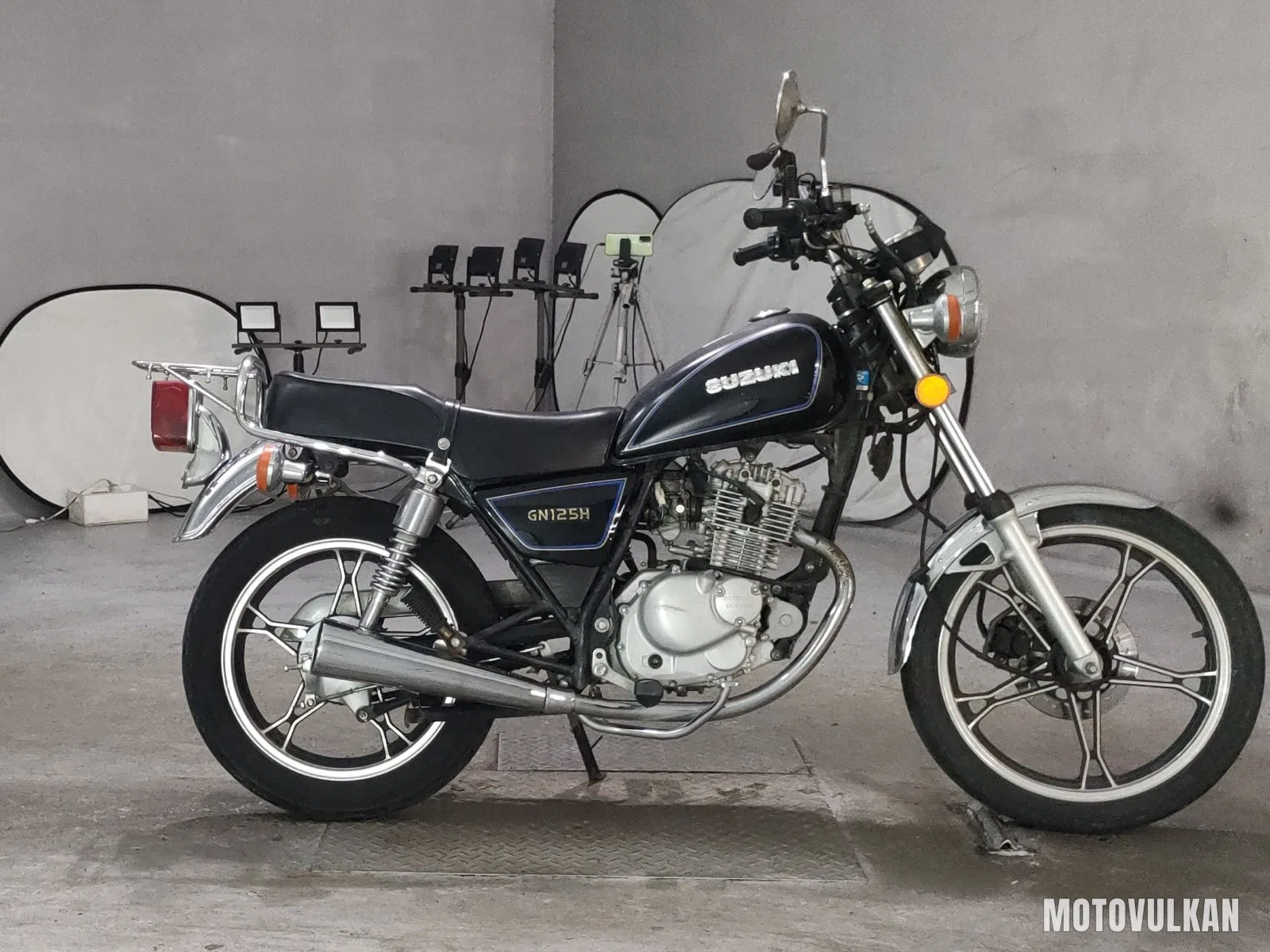 Suzuki GN125H