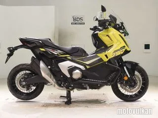 Honda X-ADV750-2