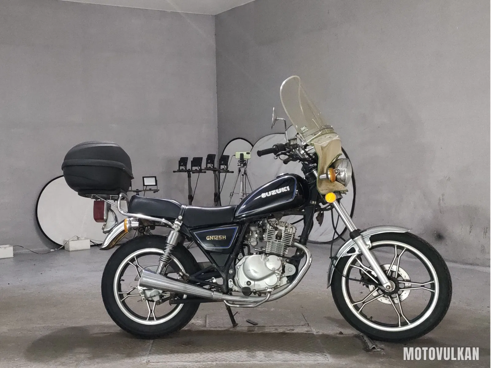 Suzuki GN125H