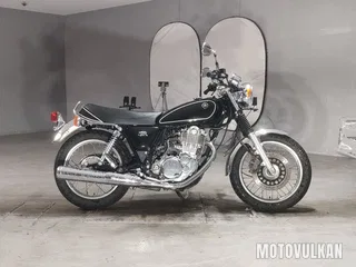 Yamaha SR400