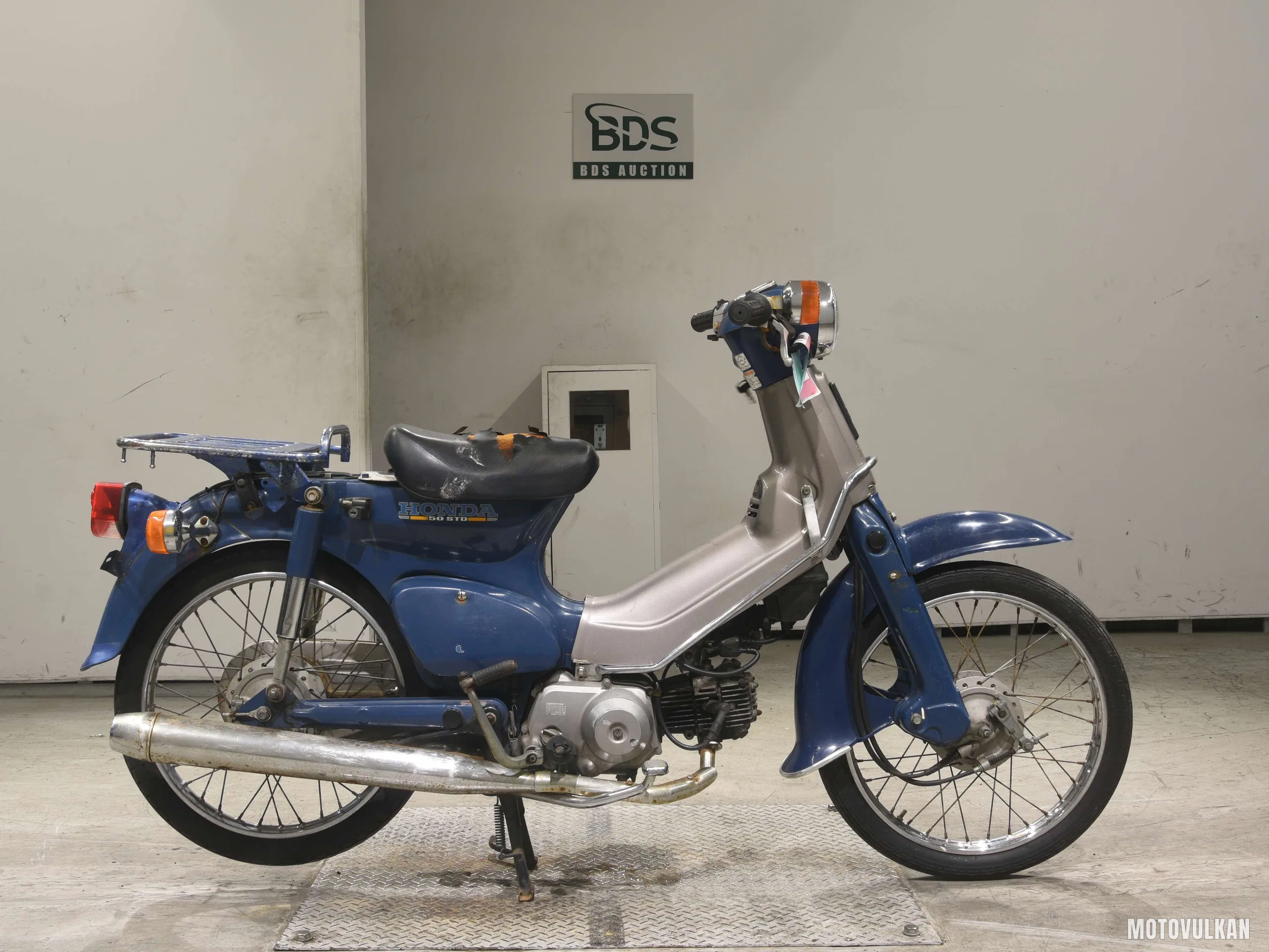 Honda C50