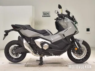 Honda X-ADV750-2