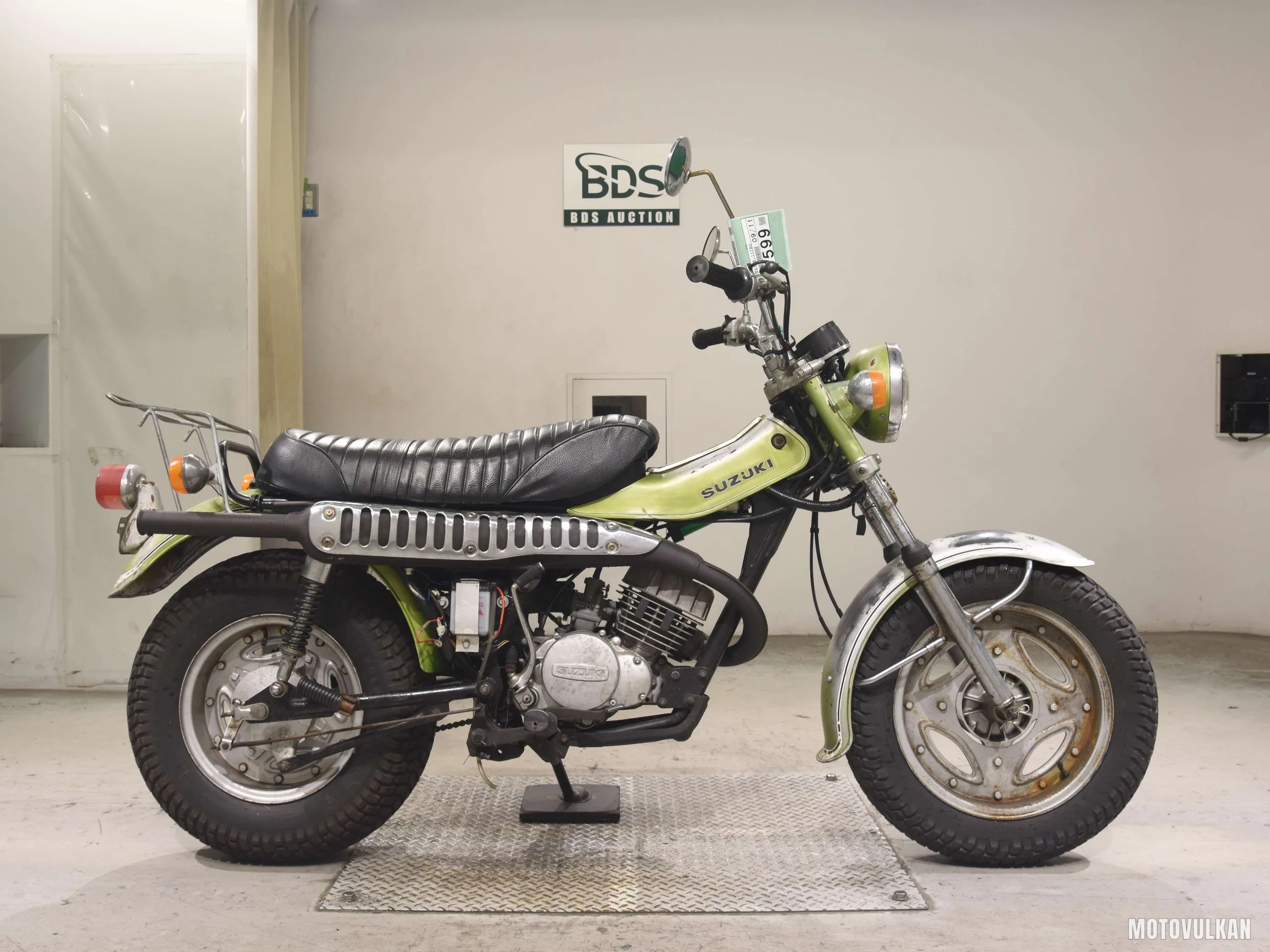Suzuki RV125
